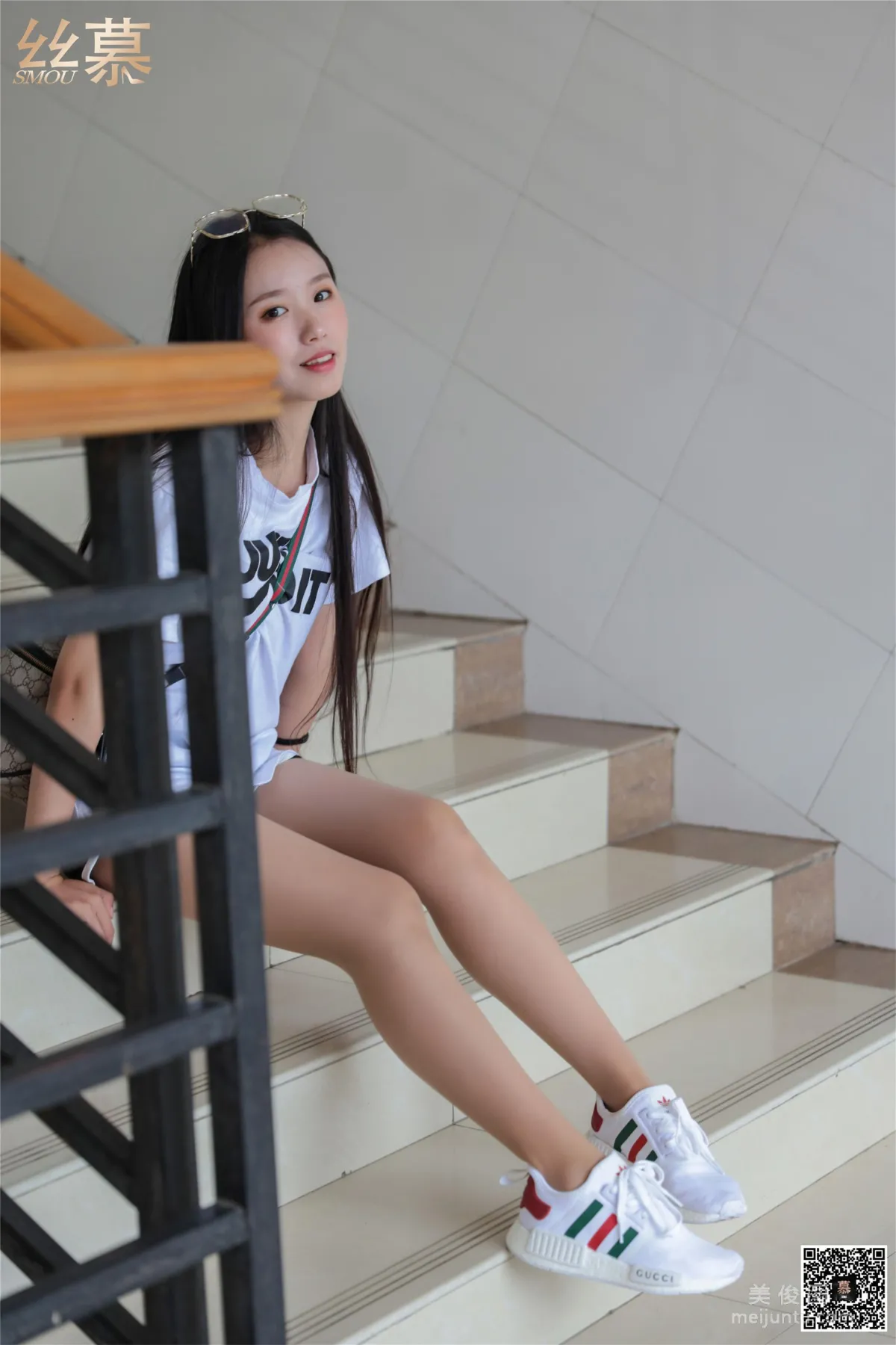 Si Ni: SiMu SM299 photo 75