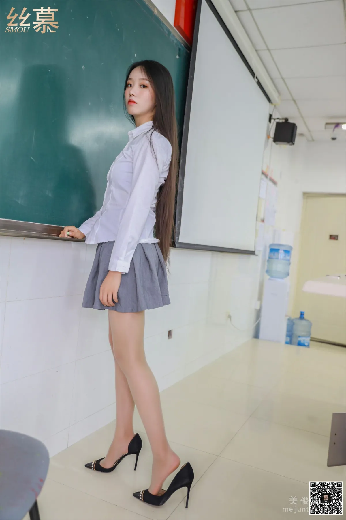 Si Ni: SiMu SM299 photo 36