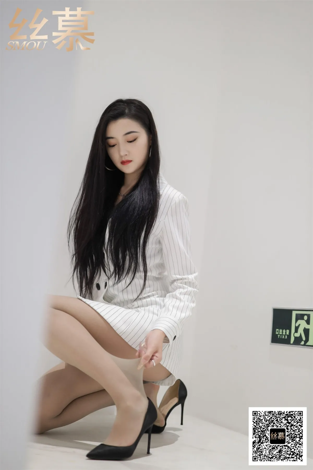 [丝慕] SM377 天天一元 菲菲《白领的灰丝》25
