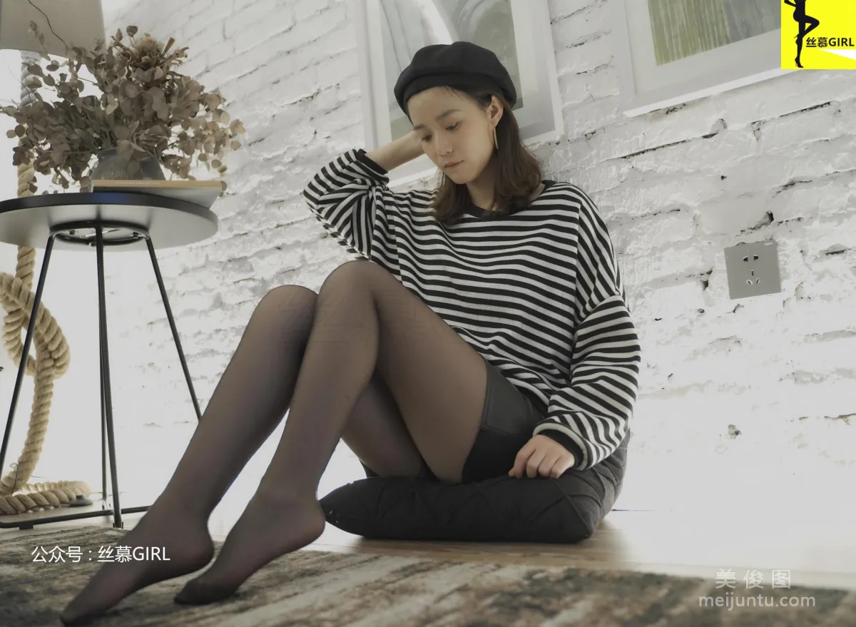 Si Yue: SiMu No. 025 photo 37