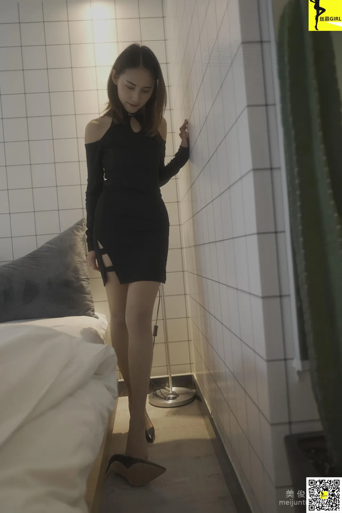 Ting Yi: SiMu No. 053 photo 15