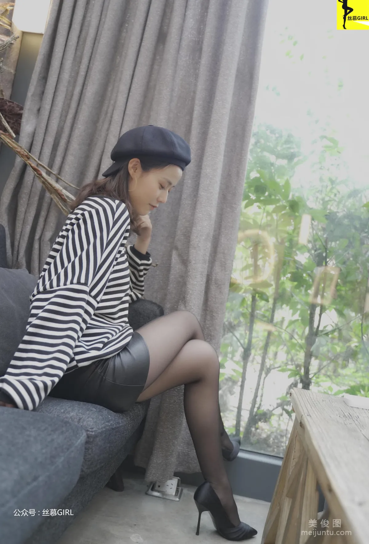 Si Yue: SiMu No. 025 photo 42