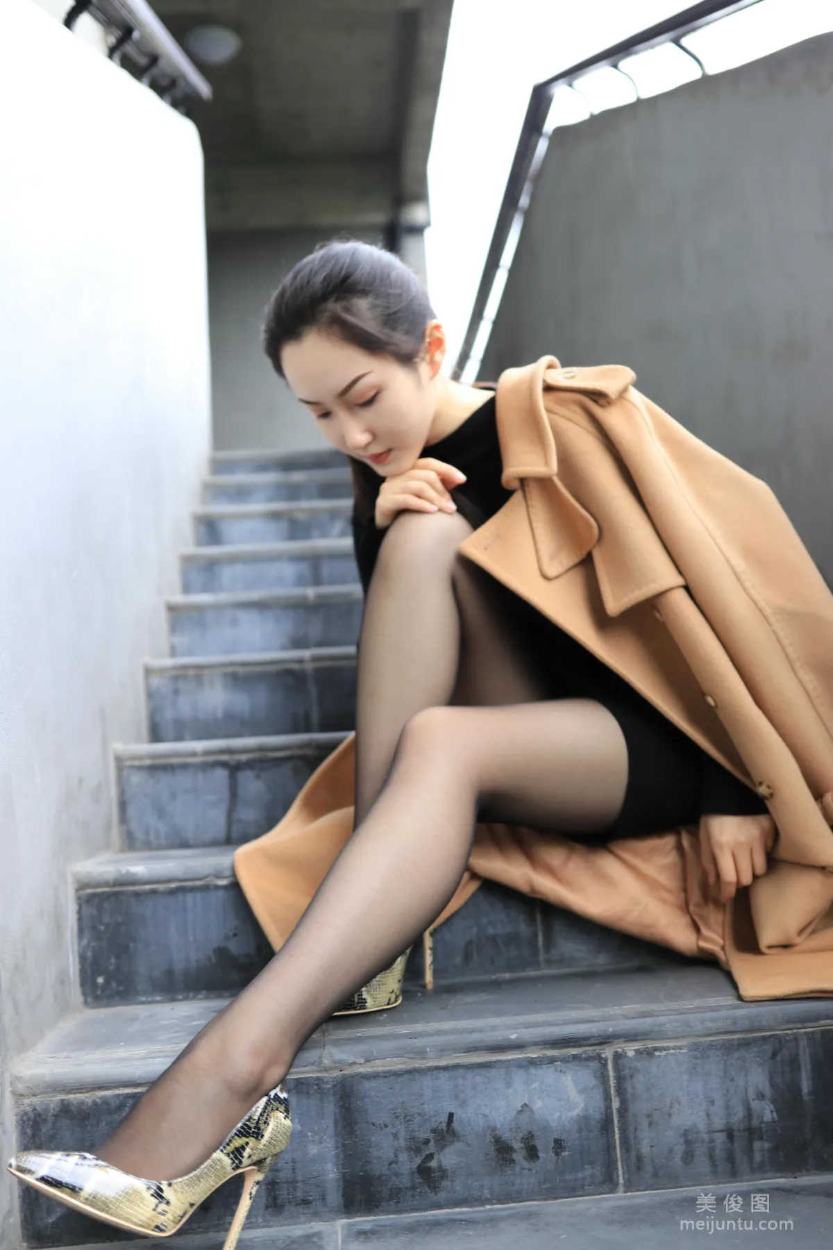 [丝慕] 第019期 伊主管 《和你有个秘密 丝密》22