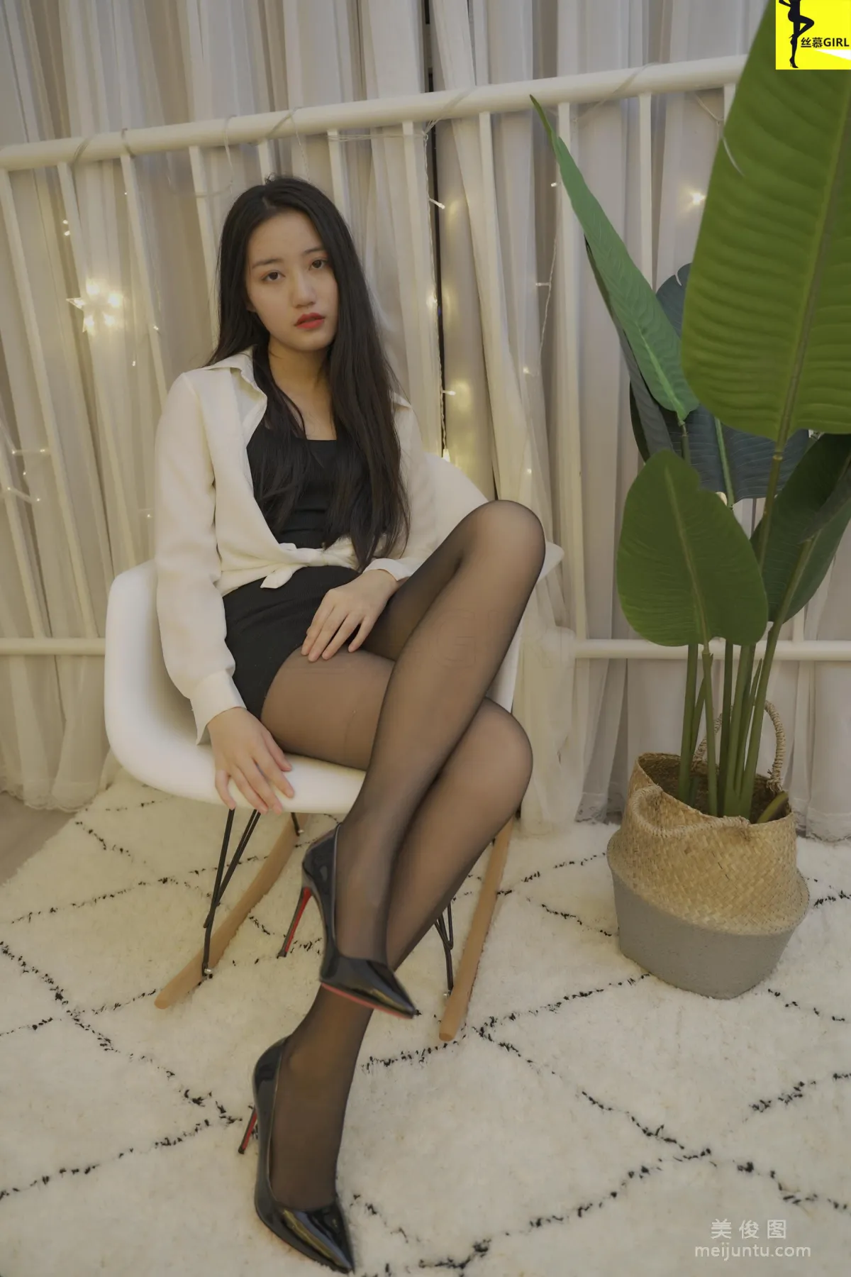Shuang Shuang: SiMu No. 032 photo 9