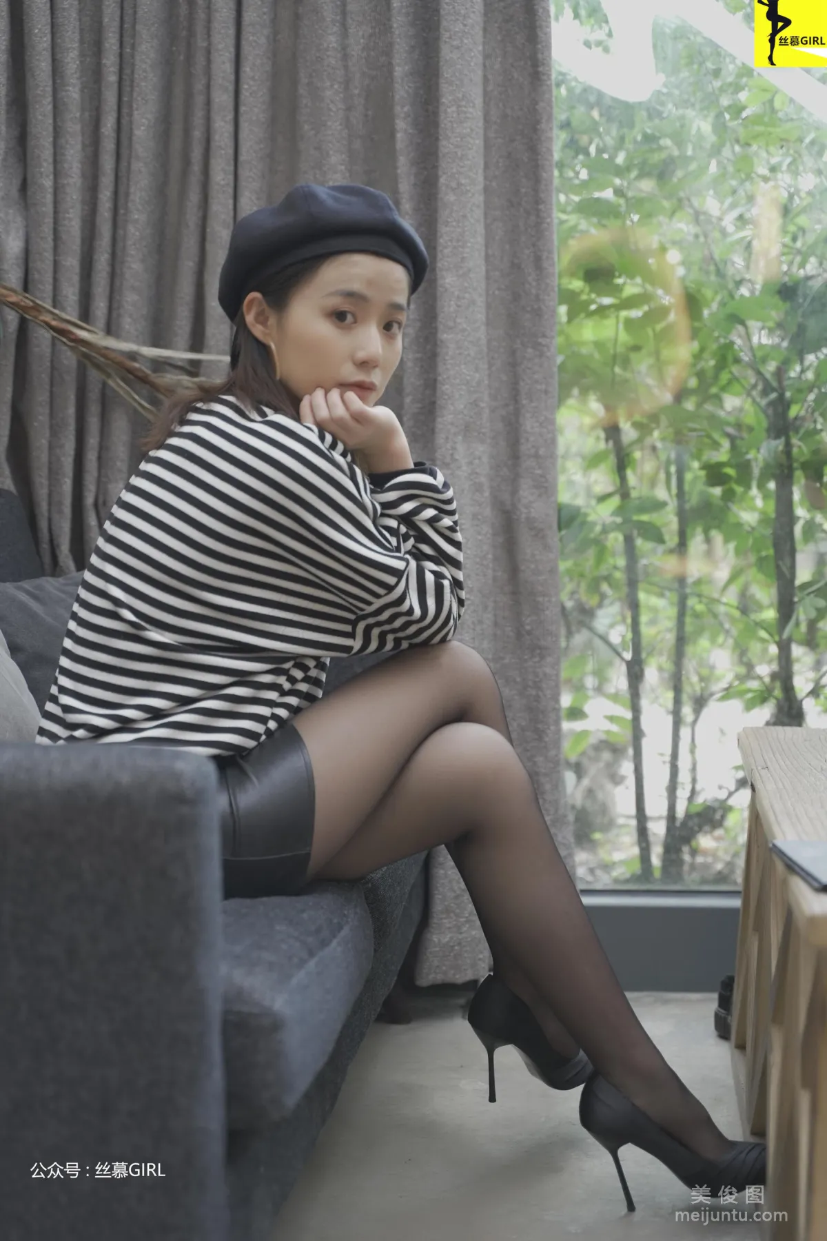 Si Yue: SiMu No. 025 photo 54