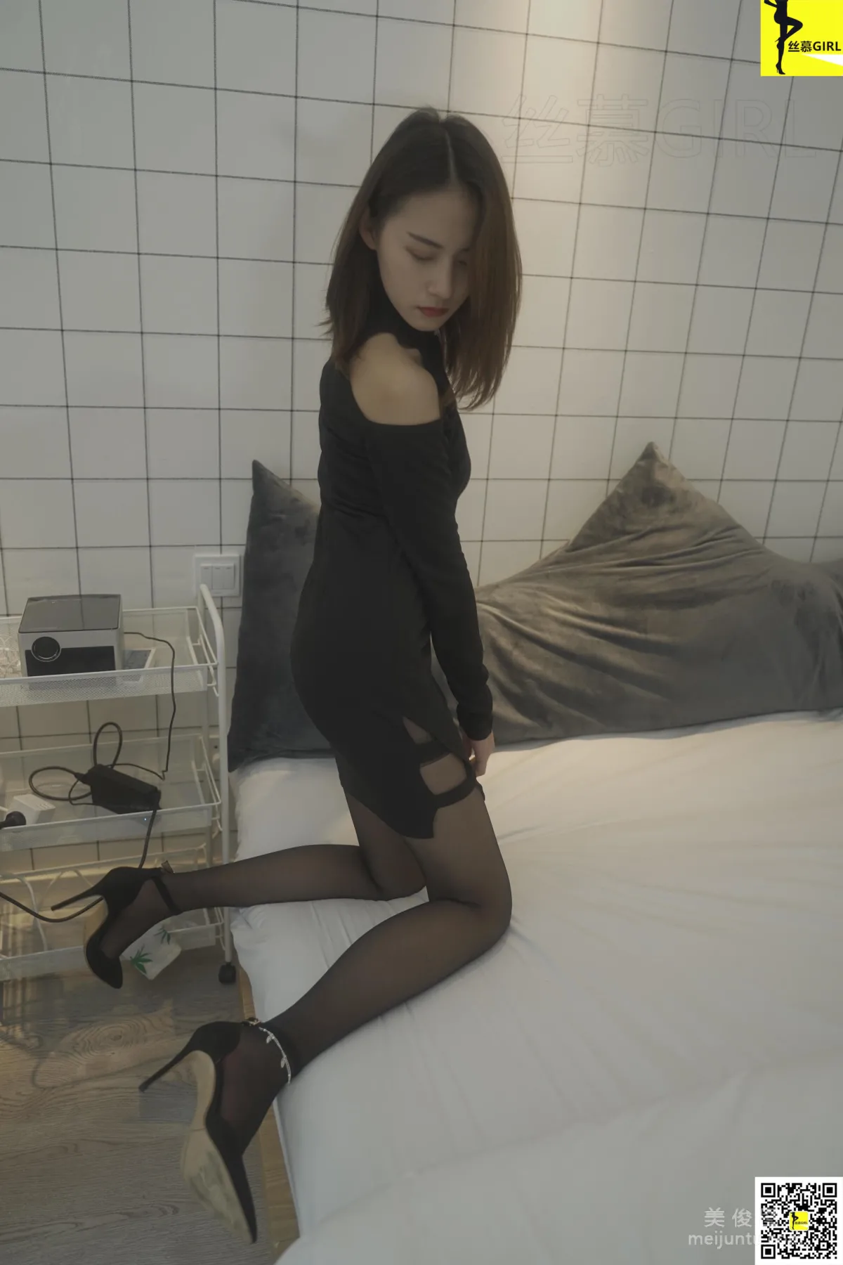 Ting Yi: SiMu No. 053 photo 63