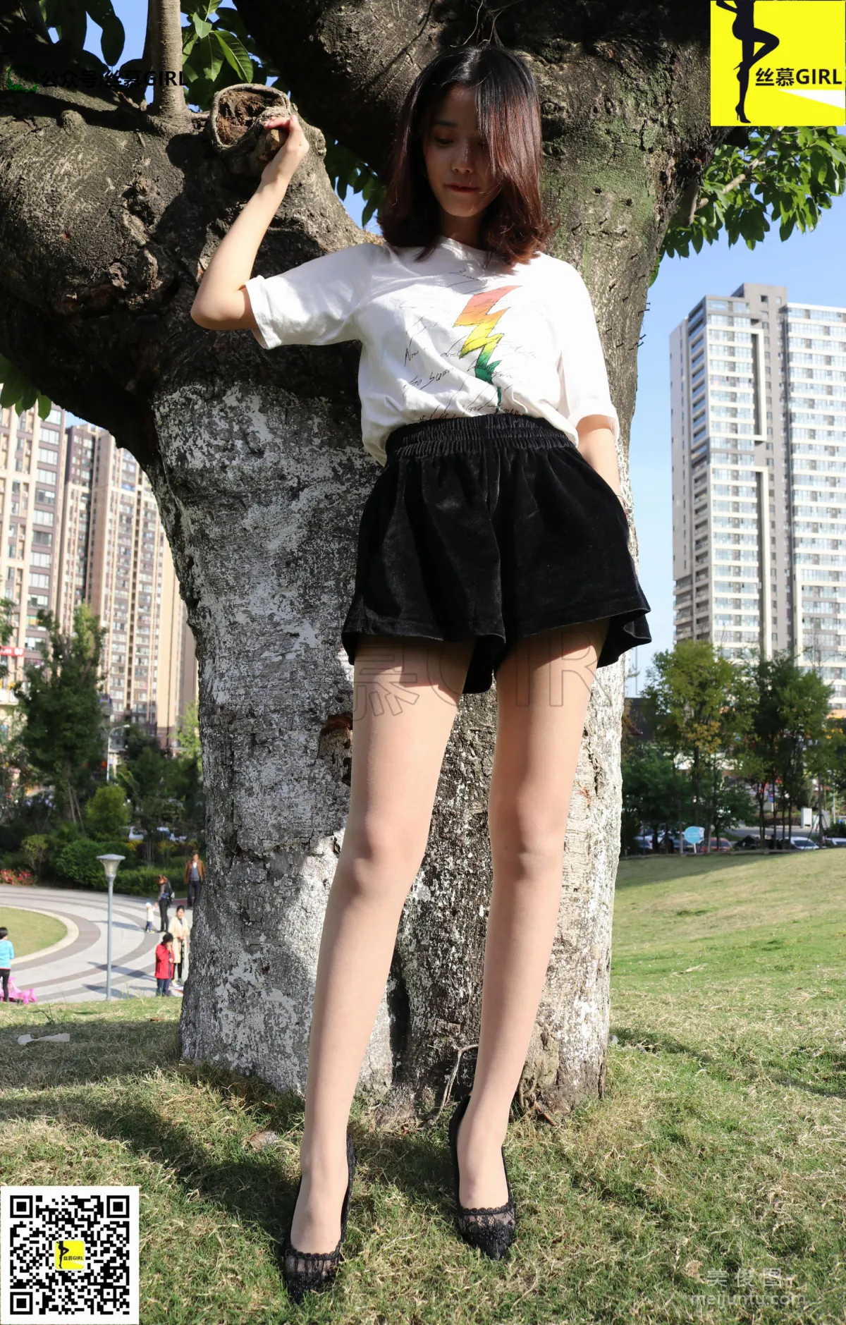Si Yue: SiMu No. 014 photo 47