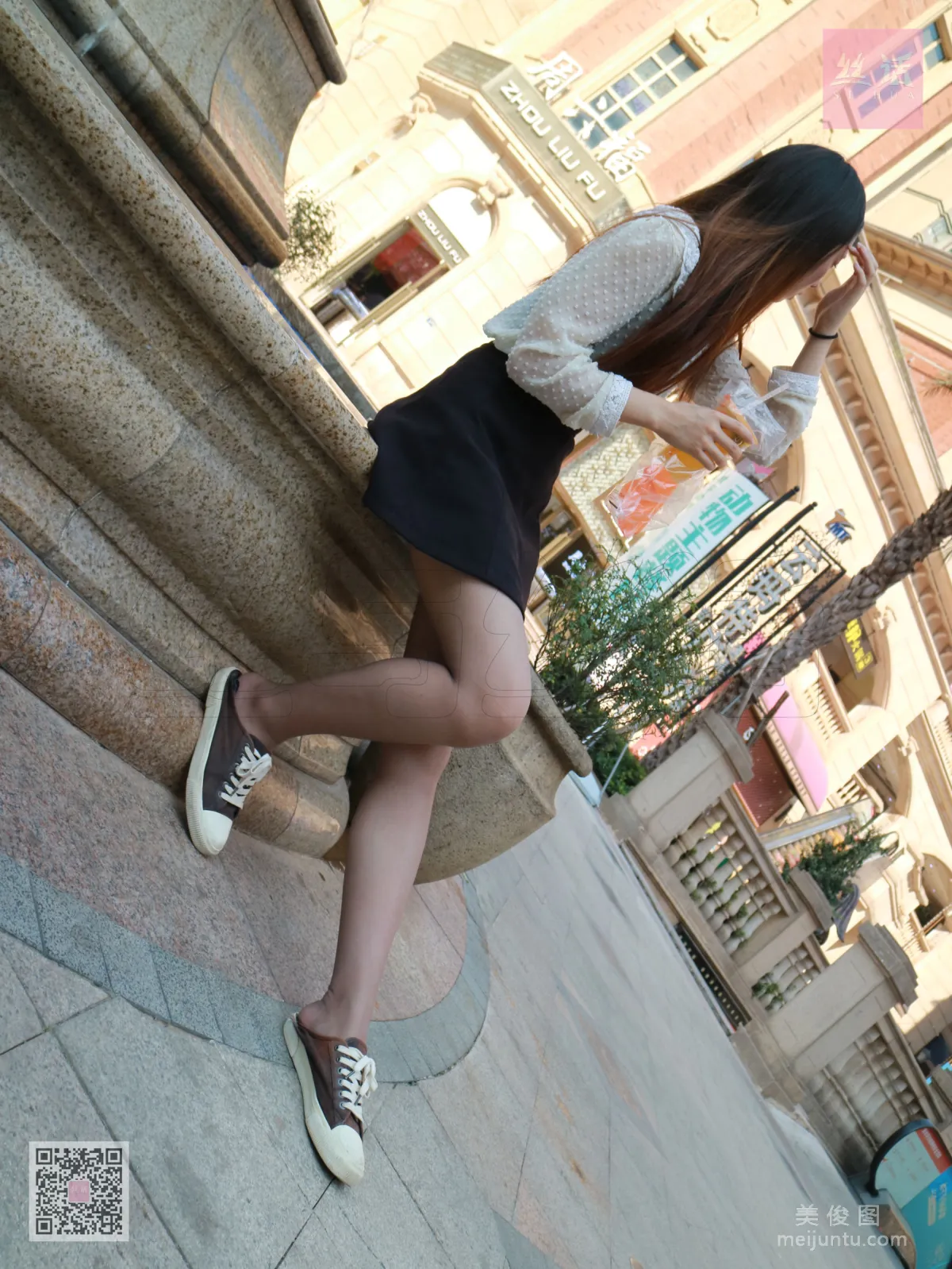 [SiHua] SH002 Jia Xin, Stockings Shoot in the Busy Downtown photo 65