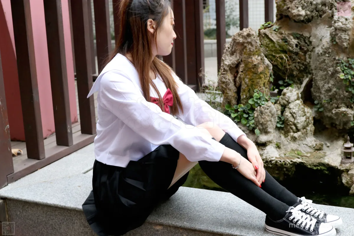 [思話SiHua] SH041 伊一 - JK的第一次嘗試 36