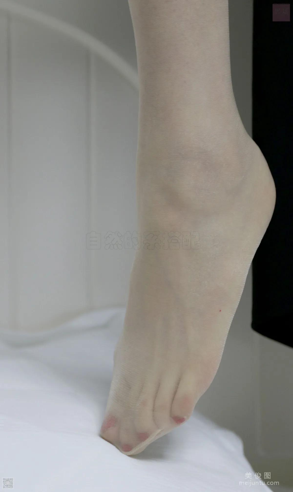 [SiHua] SH052 Yi Yi - The Mature Beauty of a Slit Dress photo 74