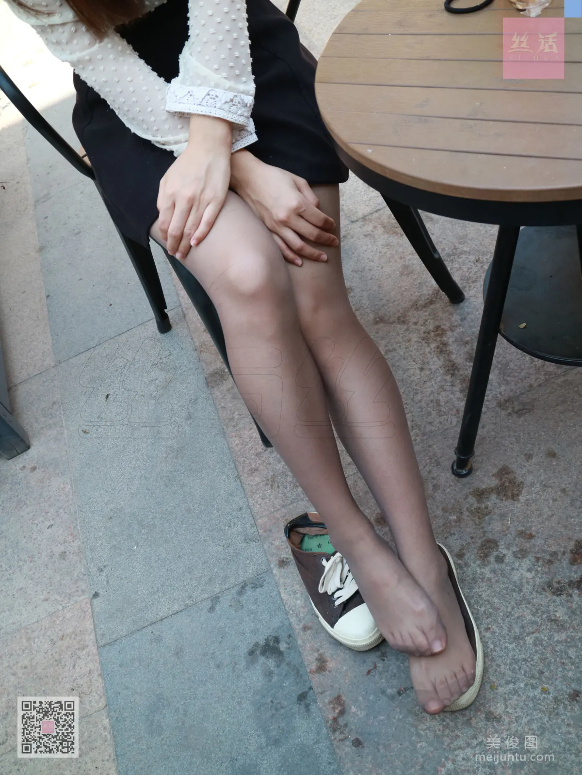 [SiHua] SH002 Jia Xin, Stockings Shoot in the Busy Downtown photo 28