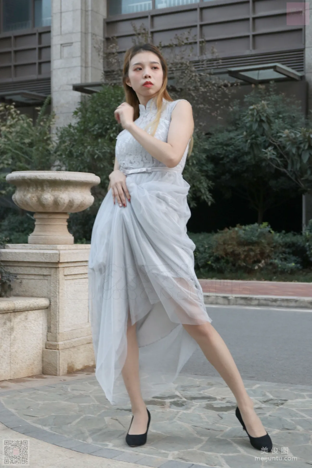 [SiHua] SH034 Xiao Qiao, The Little Bridesmaid Lost in the Garden photo 21