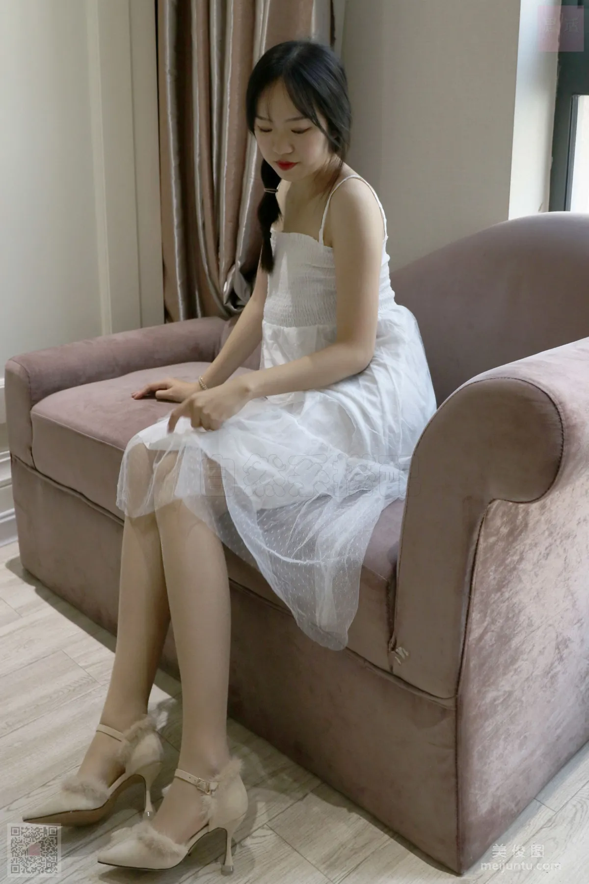 [SiHua] SH033 Zi Qi, Braided-Hair Girl in a White Dress photo 10