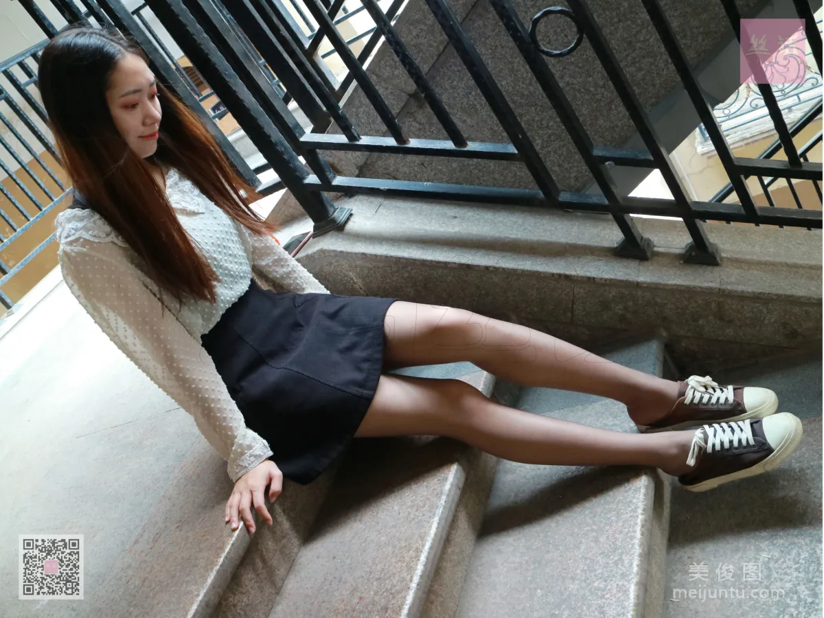 [SiHua] SH002 Jia Xin, Stockings Shoot in the Busy Downtown photo 44