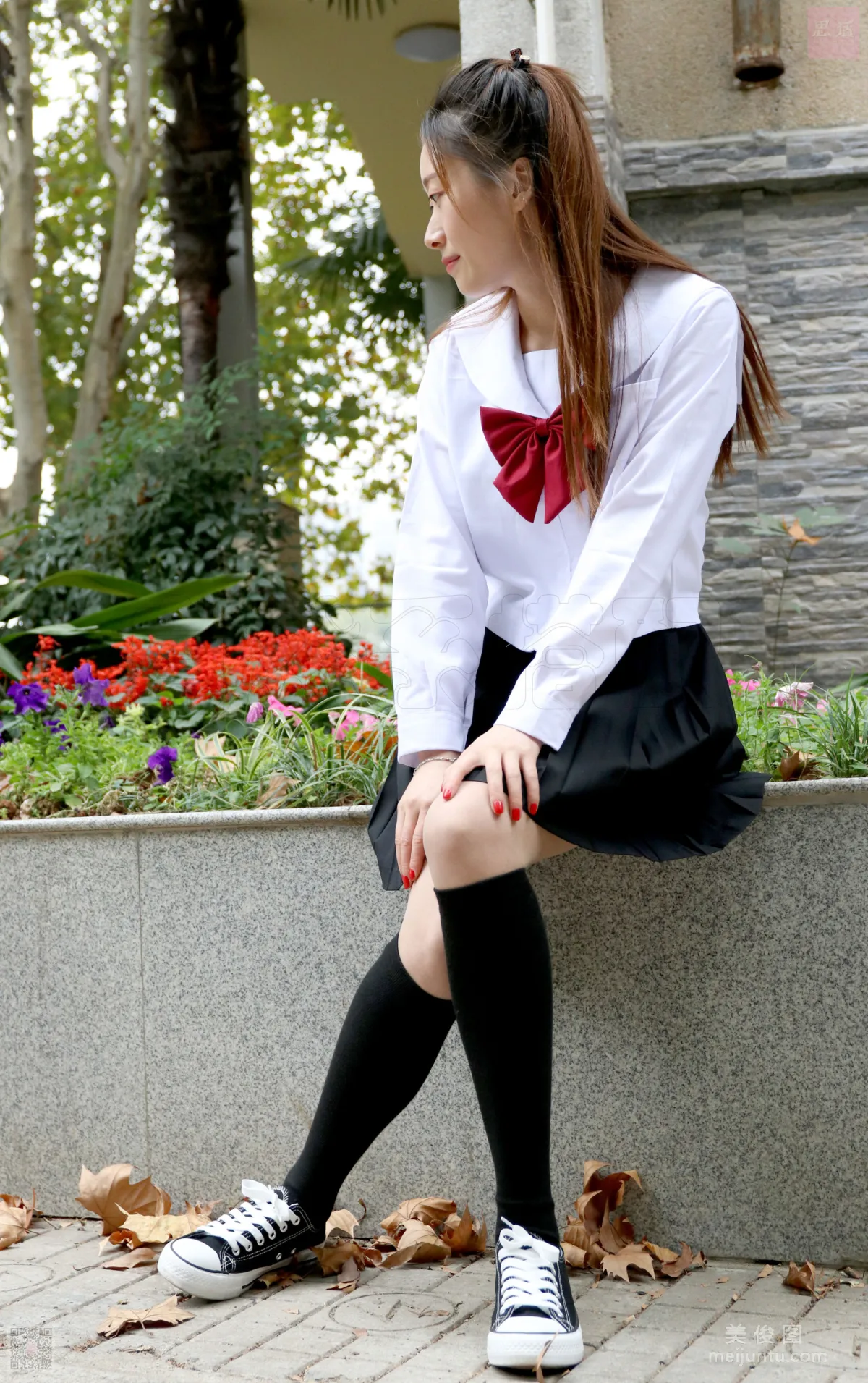 [思話SiHua] SH041 伊一 - JK的第一次嘗試 55