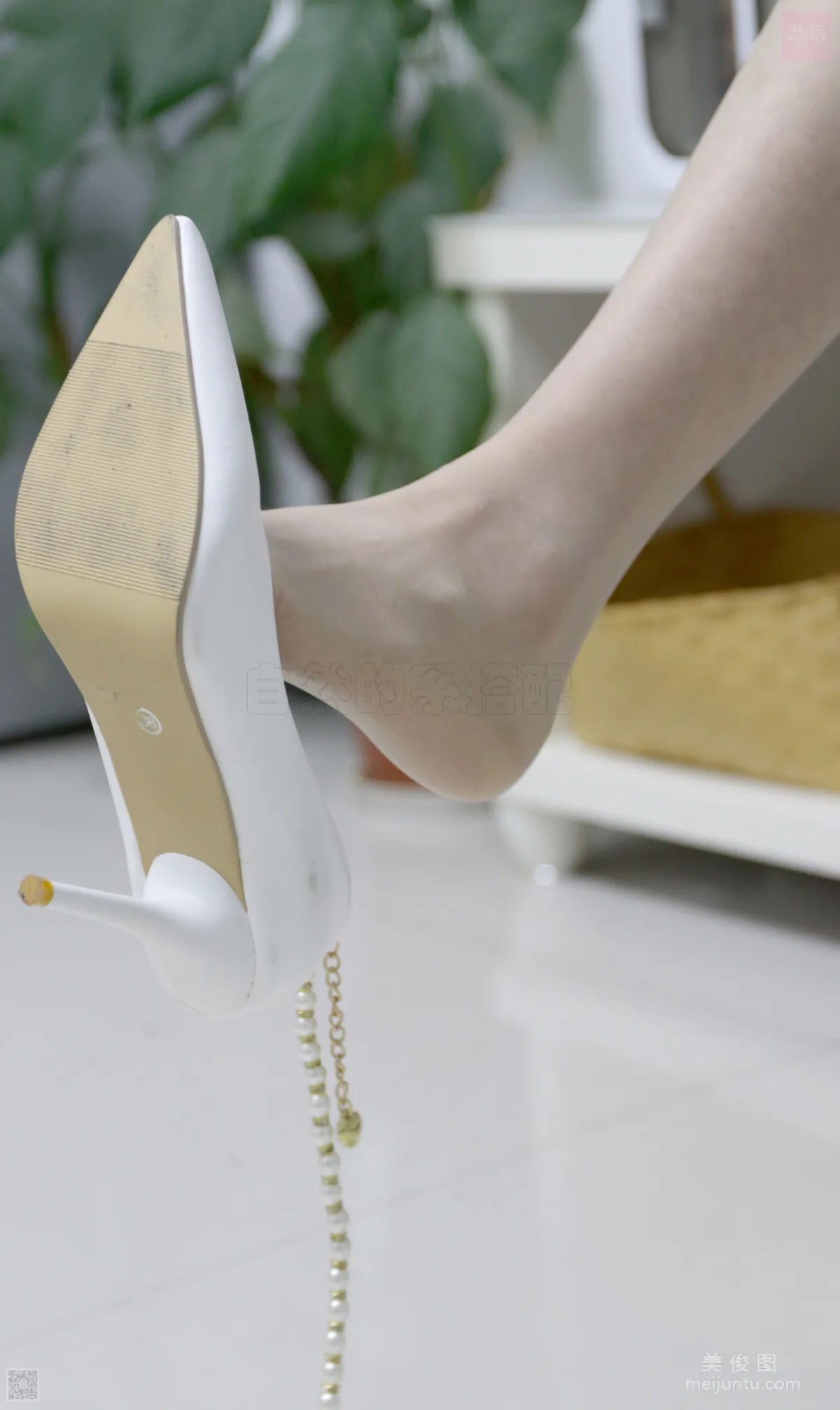 [SiHua] SH052 Yi Yi - The Mature Beauty of a Slit Dress photo 15