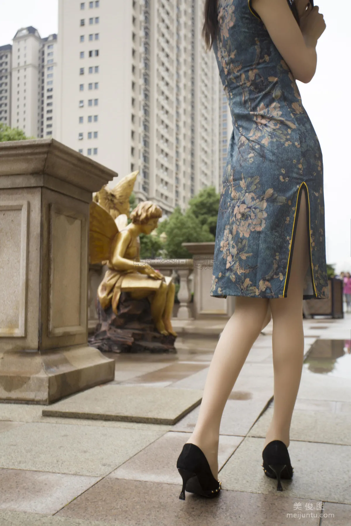 [SiHua] SH144 Xiao Qiao - Flesh-Colored Stockings Under a Qipao photo 19