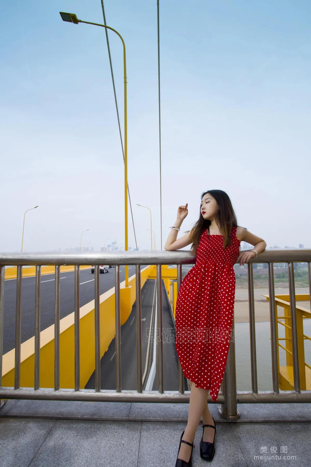 [SiHua] SH125 Lu Lu - Yangtze River Bridge Mysterious Red Dress photo 17