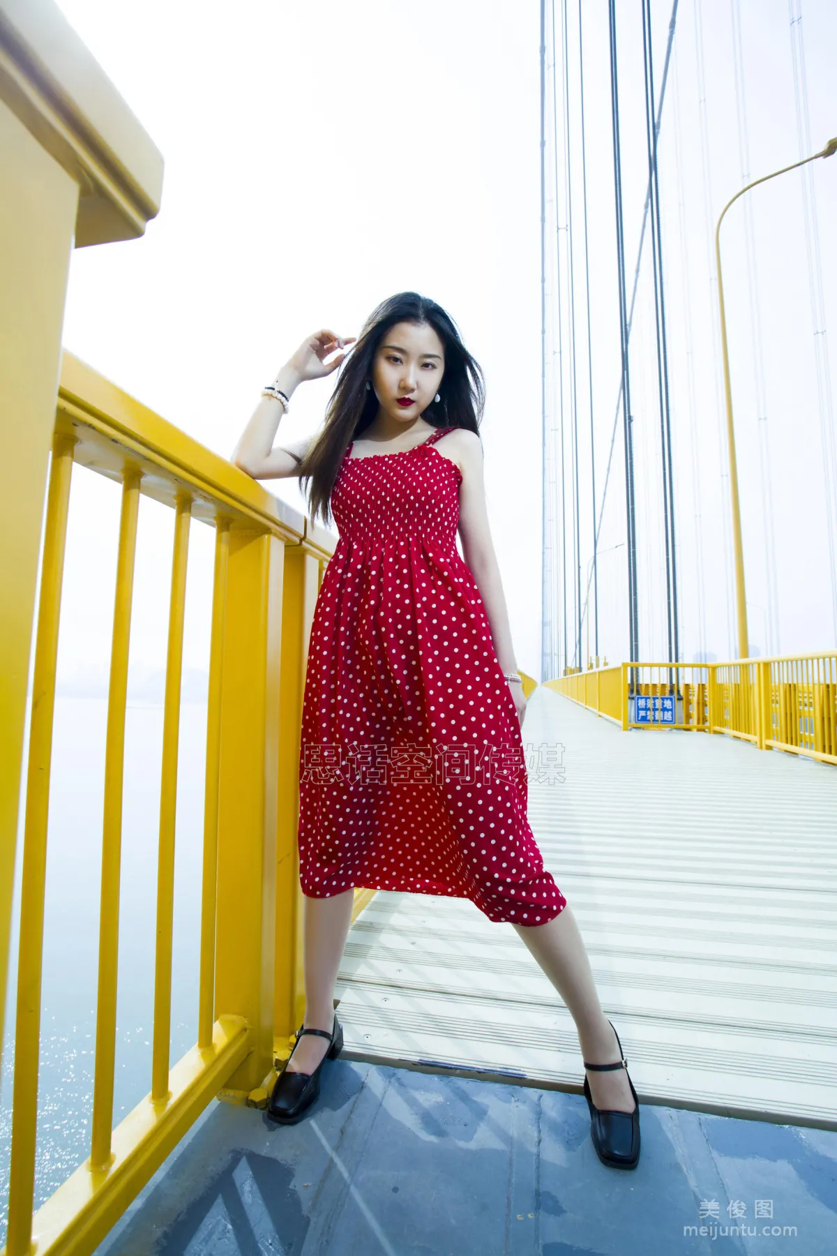 [SiHua] SH125 Lu Lu - Yangtze River Bridge Mysterious Red Dress photo 24