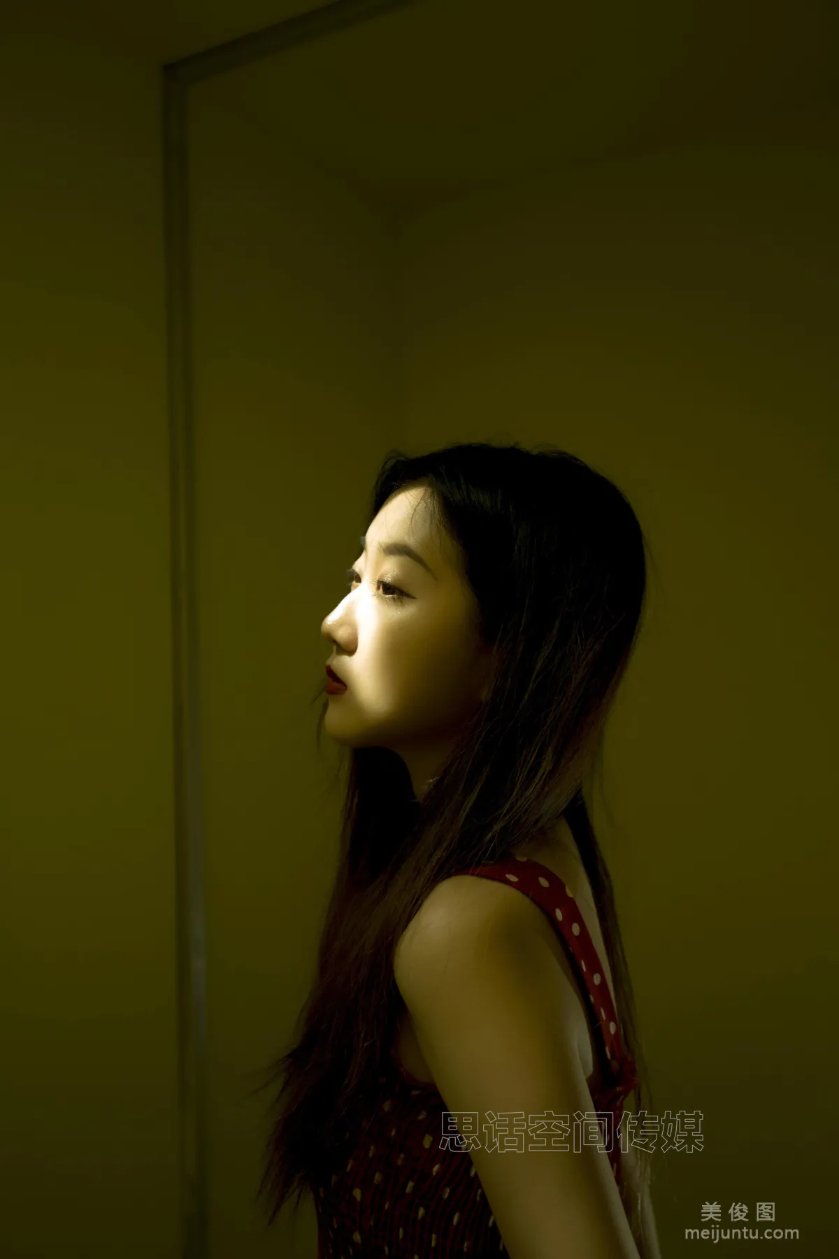 [SiHua] SH125 Lu Lu - Yangtze River Bridge Mysterious Red Dress photo 10