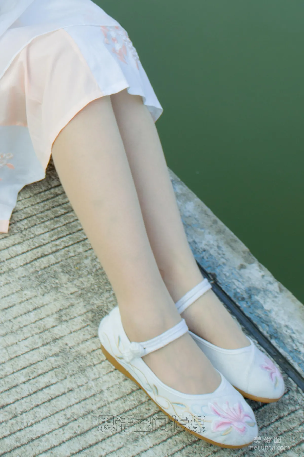 [SiHua] SH136 Su Yu - Girl Next Door Little Fairy's Beautiful Feet photo 12
