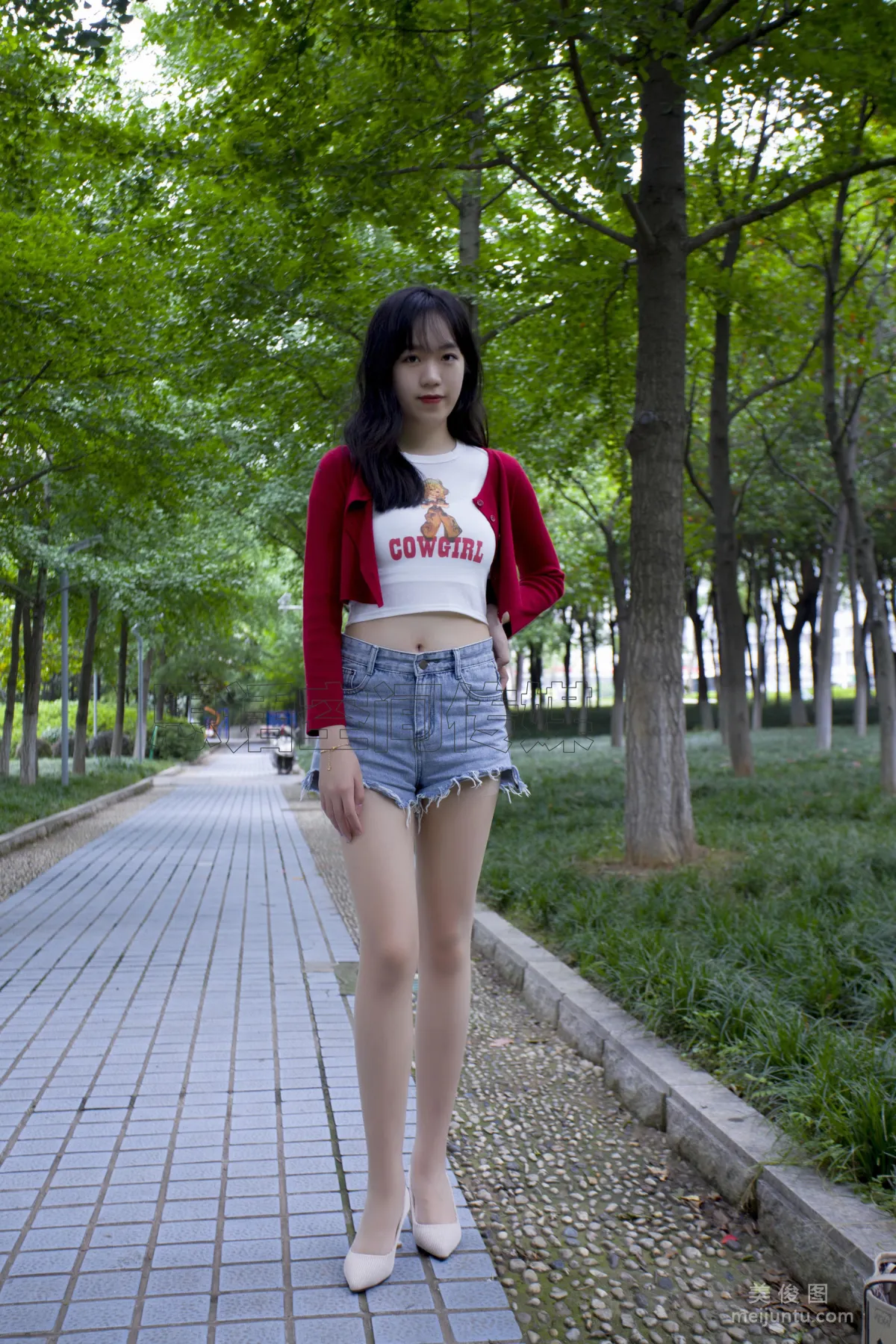 [SiHua] SH129 Zi Qi - Park Long Legs Energetic Girl photo 41