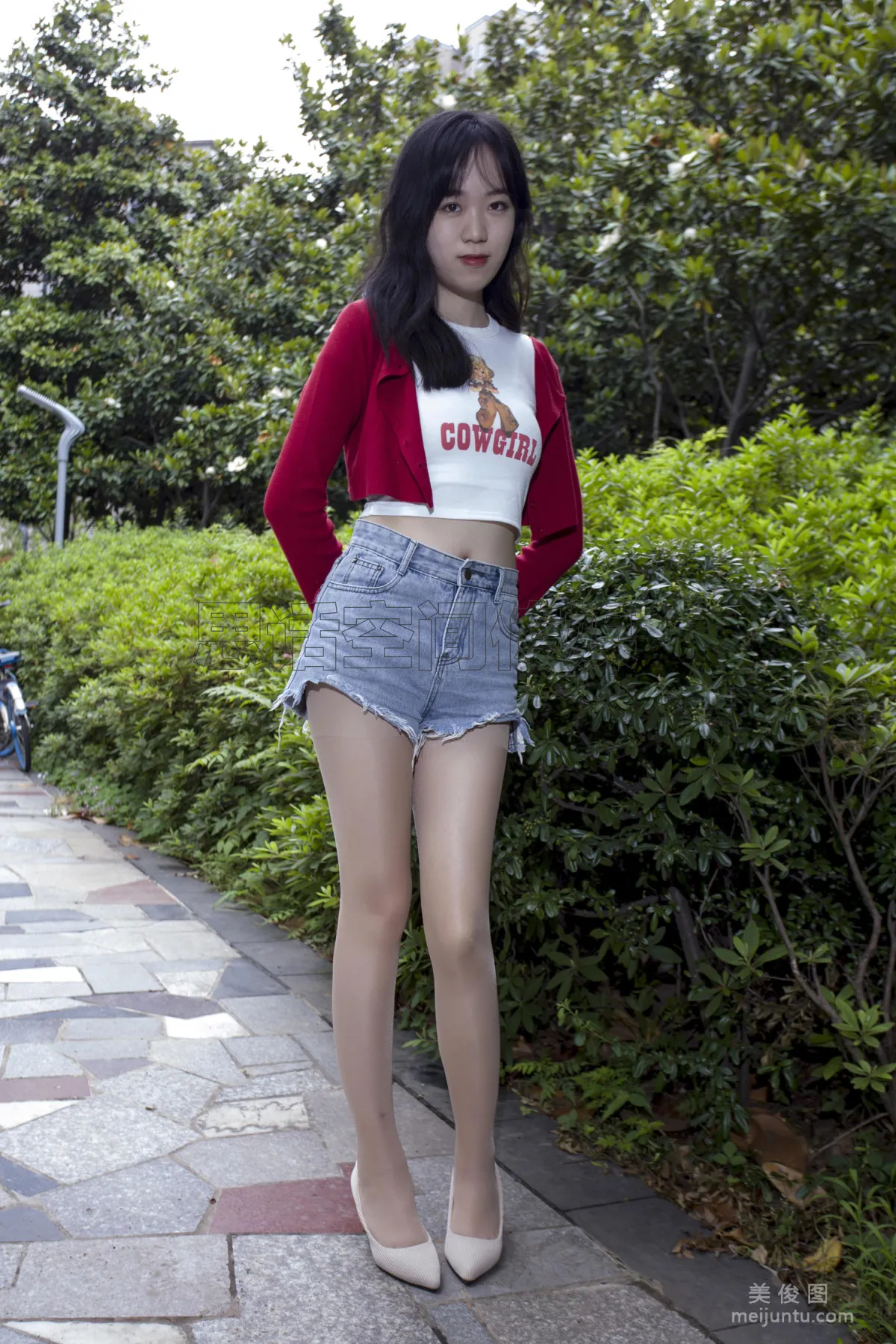 [SiHua] SH129 Zi Qi - Park Long Legs Energetic Girl photo 43