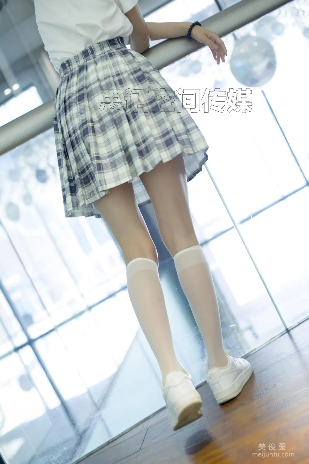 [思話SiHua] SH127 詩韻 - 商場裡的JK女孩 2