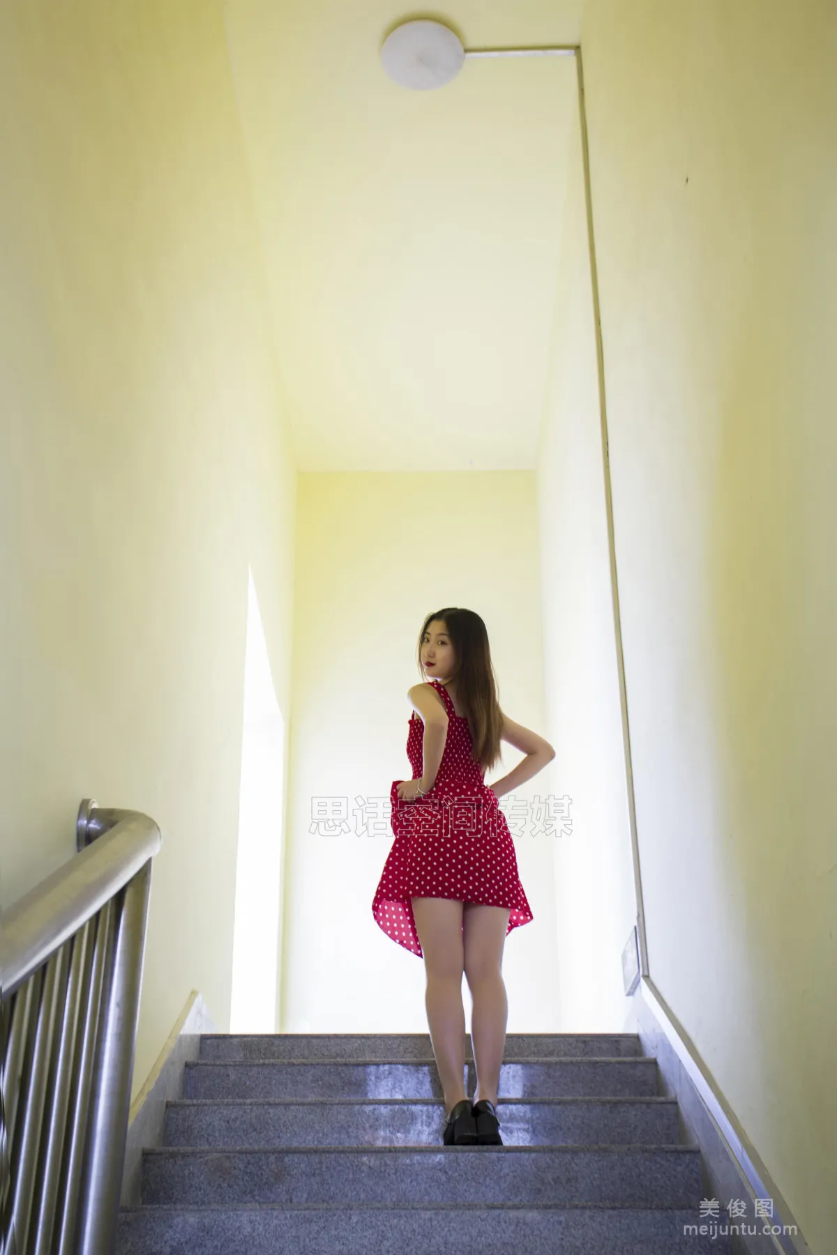 [SiHua] SH125 Lu Lu - Yangtze River Bridge Mysterious Red Dress photo 14