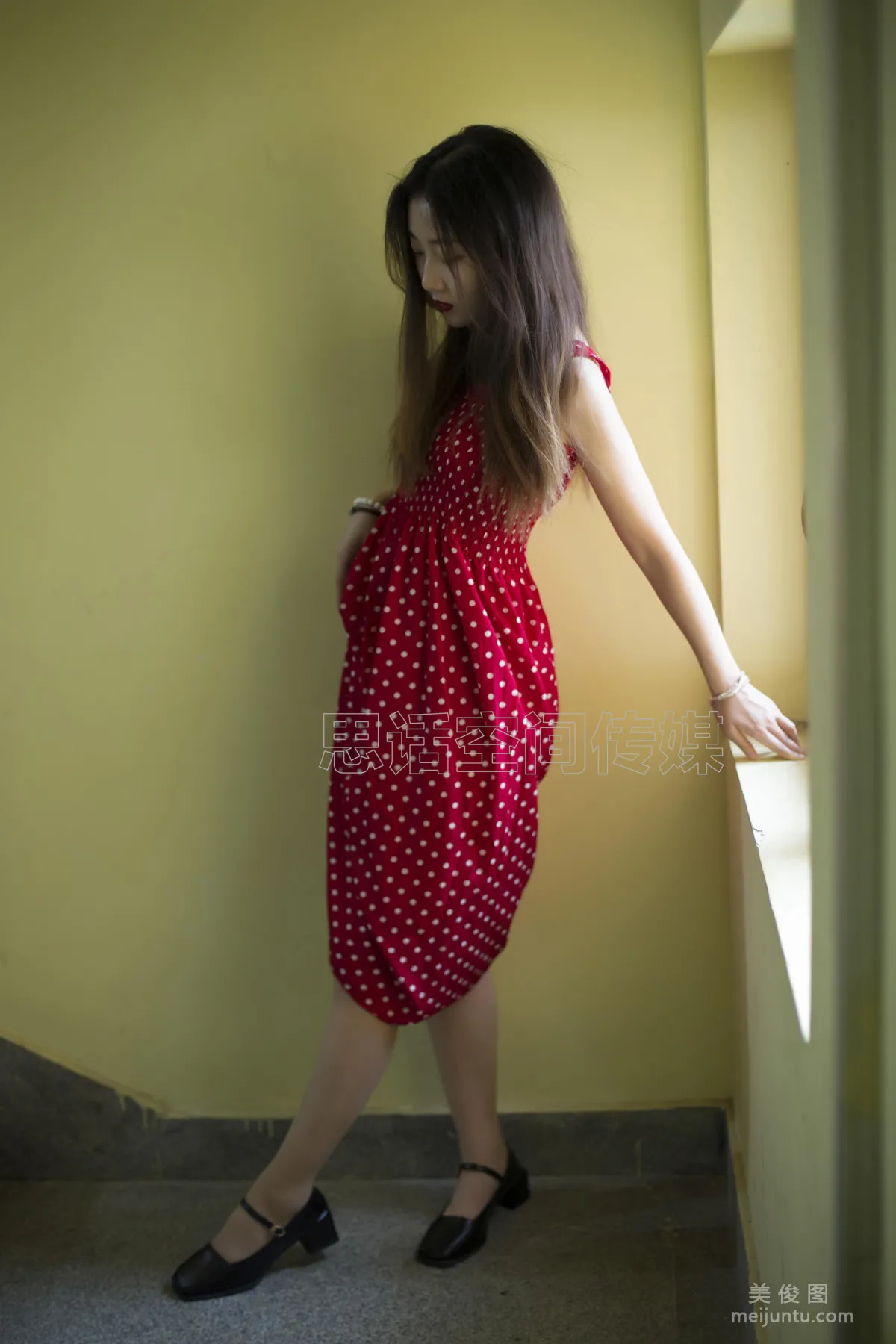 [SiHua] SH125 Lu Lu - Yangtze River Bridge Mysterious Red Dress photo 7