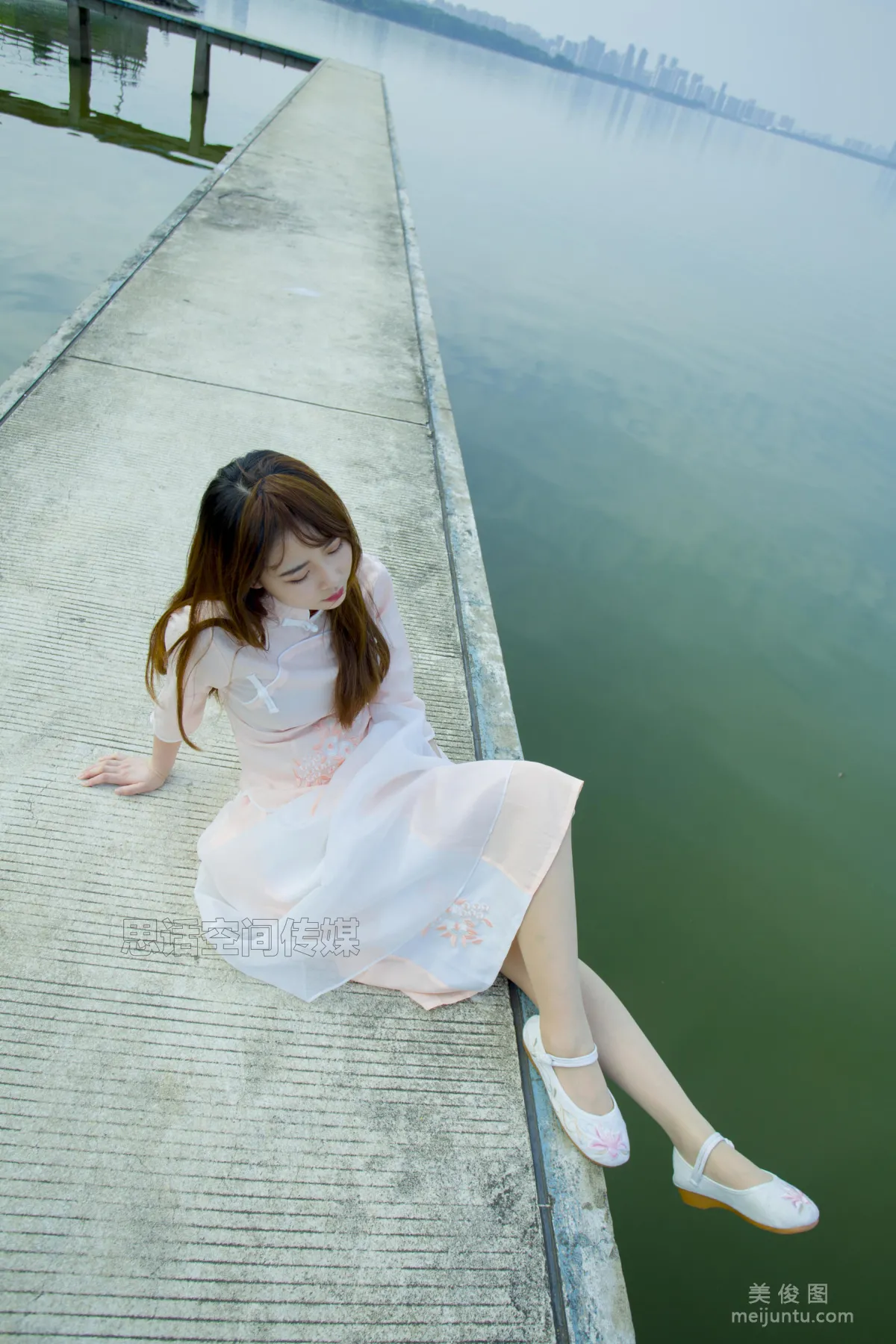 [SiHua] SH136 Su Yu - Girl Next Door Little Fairy's Beautiful Feet photo 10
