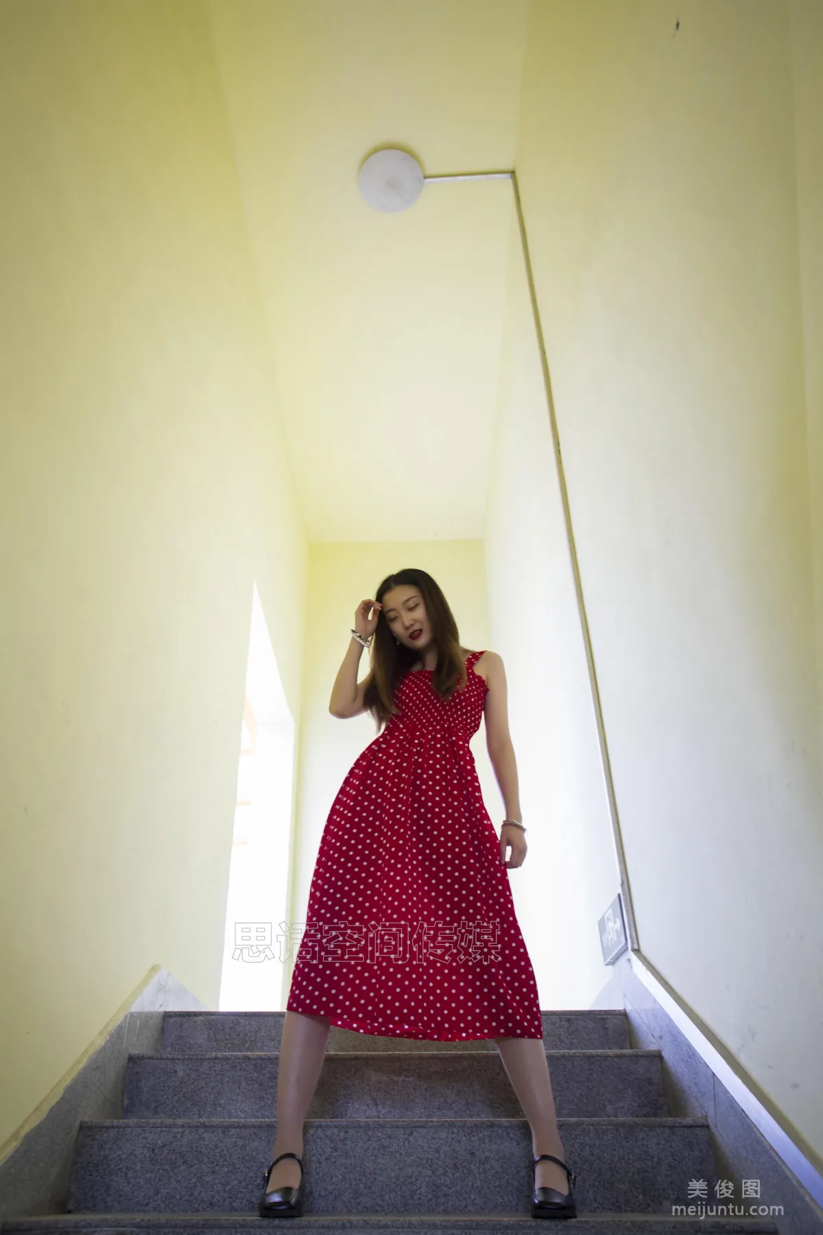 [SiHua] SH125 Lu Lu - Yangtze River Bridge Mysterious Red Dress photo 15
