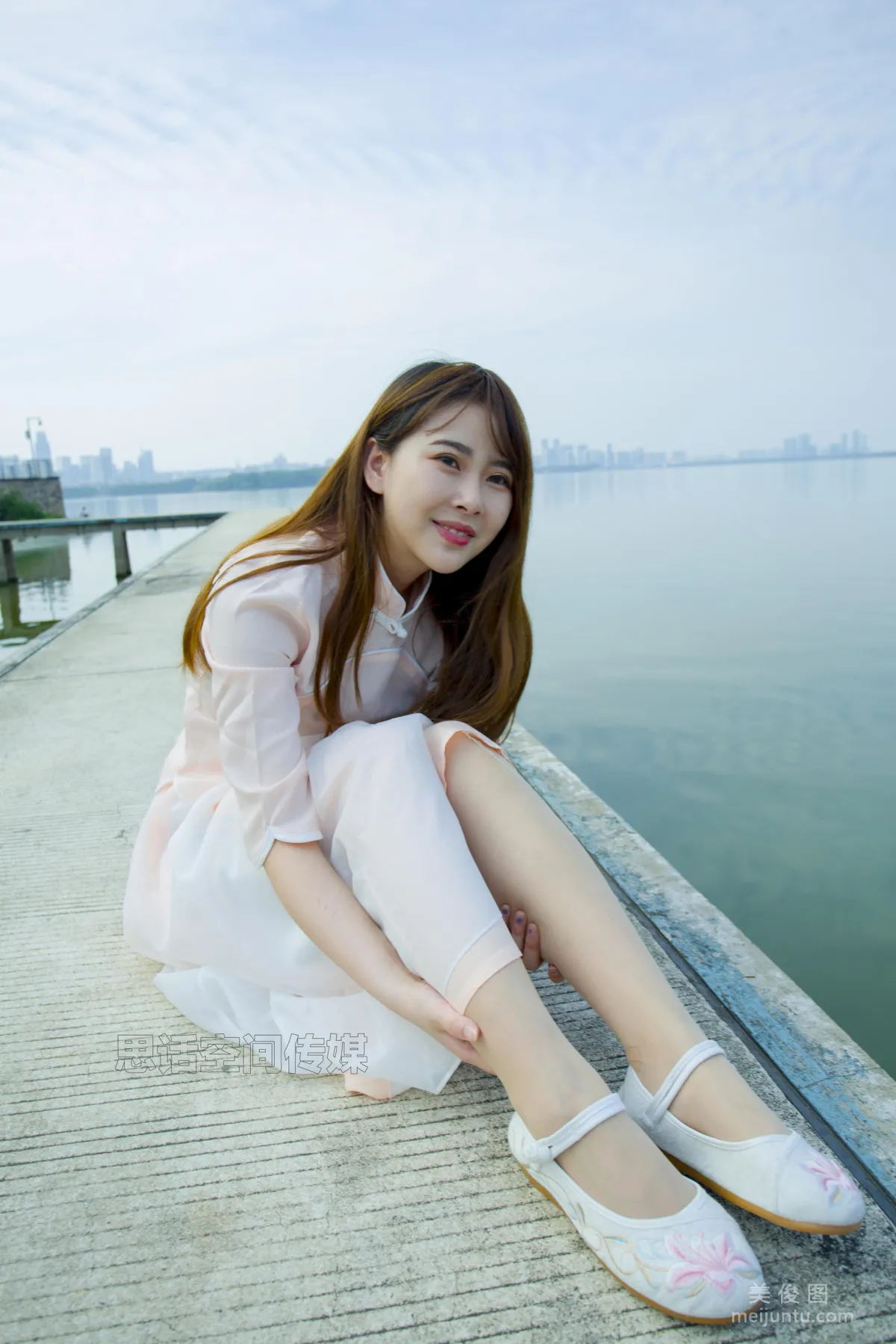 [SiHua] SH136 Su Yu - Girl Next Door Little Fairy's Beautiful Feet photo 17