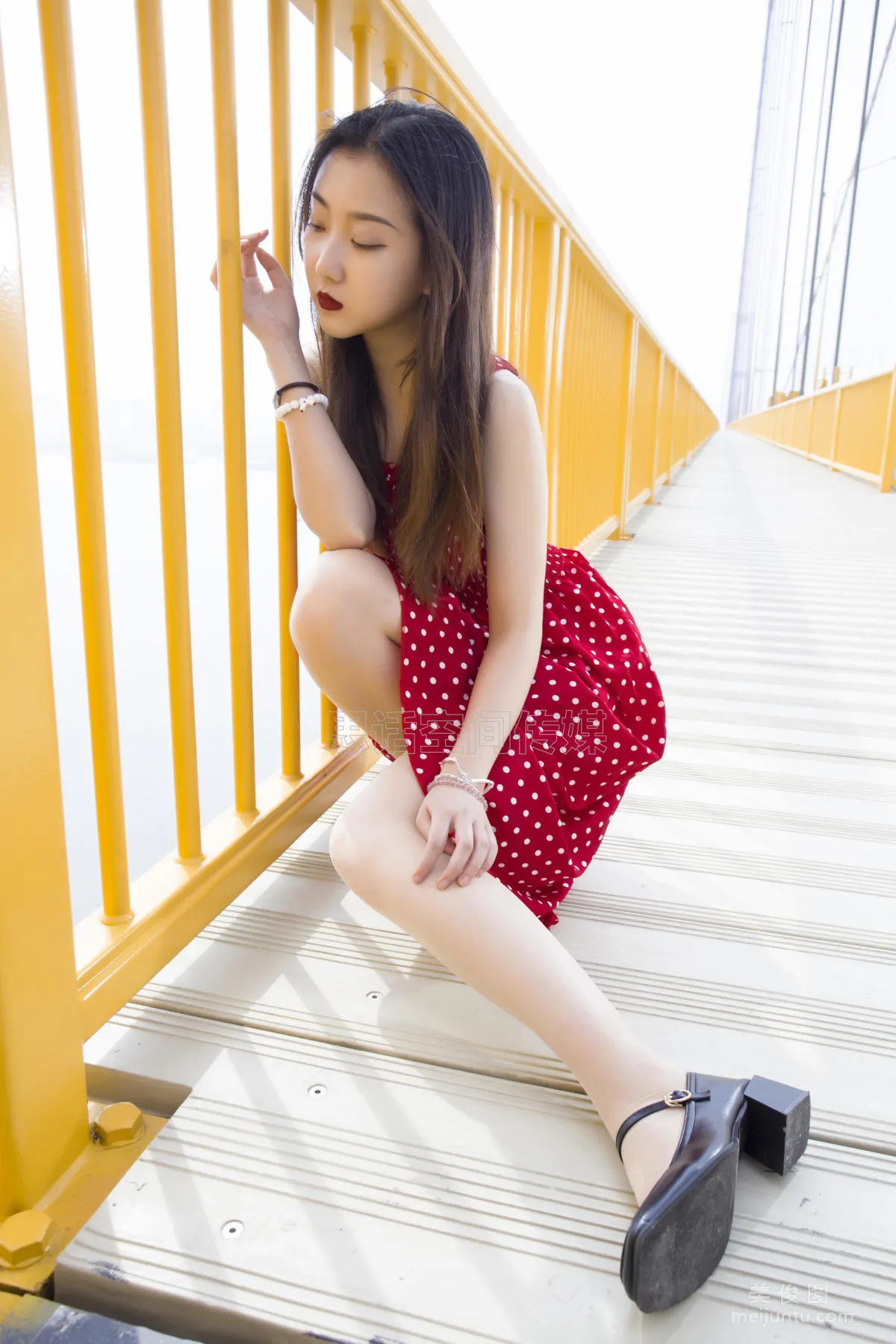 [SiHua] SH125 Lu Lu - Yangtze River Bridge Mysterious Red Dress photo 12
