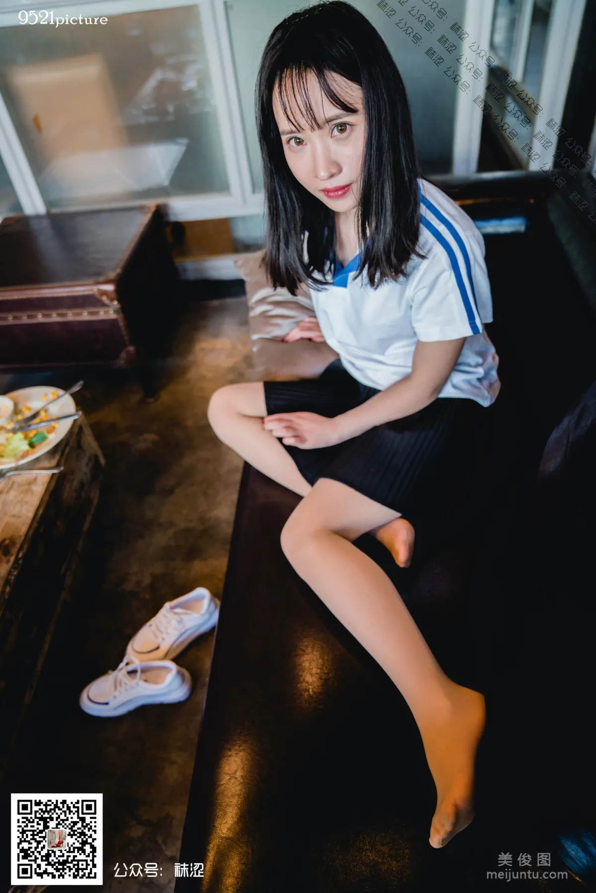 [袜涩] VOL.030 Amanda - 学生制服37