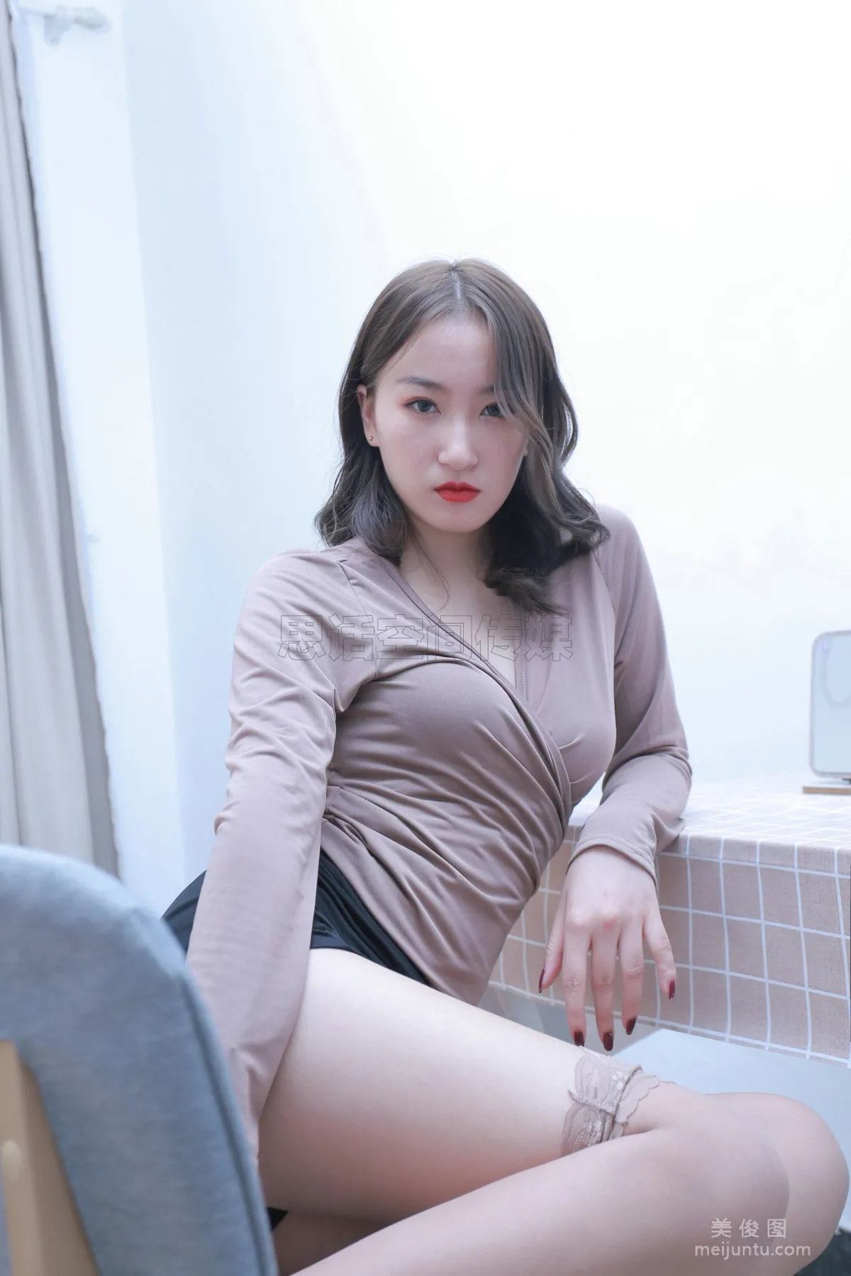 [SiHua] SH170 Reya - Little Pleasure of High Tube Nude Stockings on a Leisurely Day photo 46