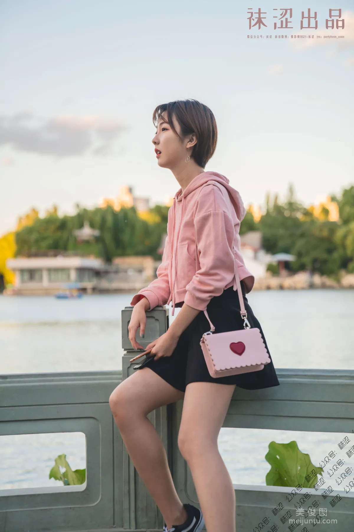 [Wase] VOL.045 Shuang Ren Zizhuyuan Photo Set photo 28