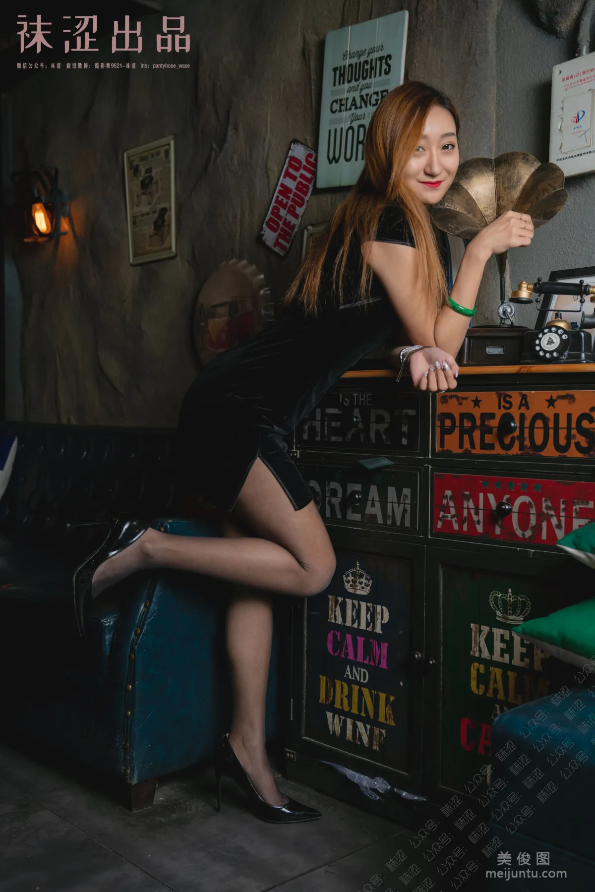 [Wase] VOL.054 Liu Haha, Black Stockings and Little Qipao photo 37