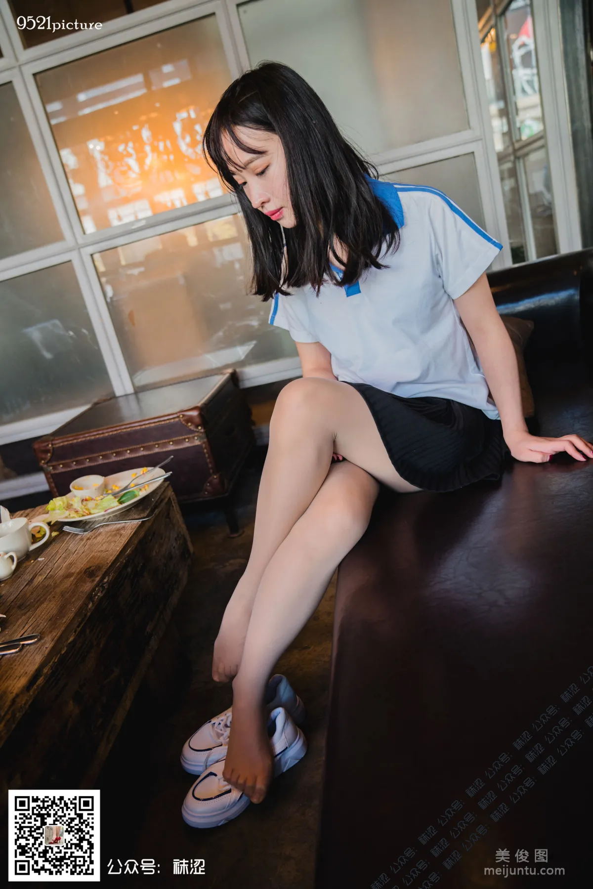 [袜涩] VOL.030 Amanda - 学生制服25