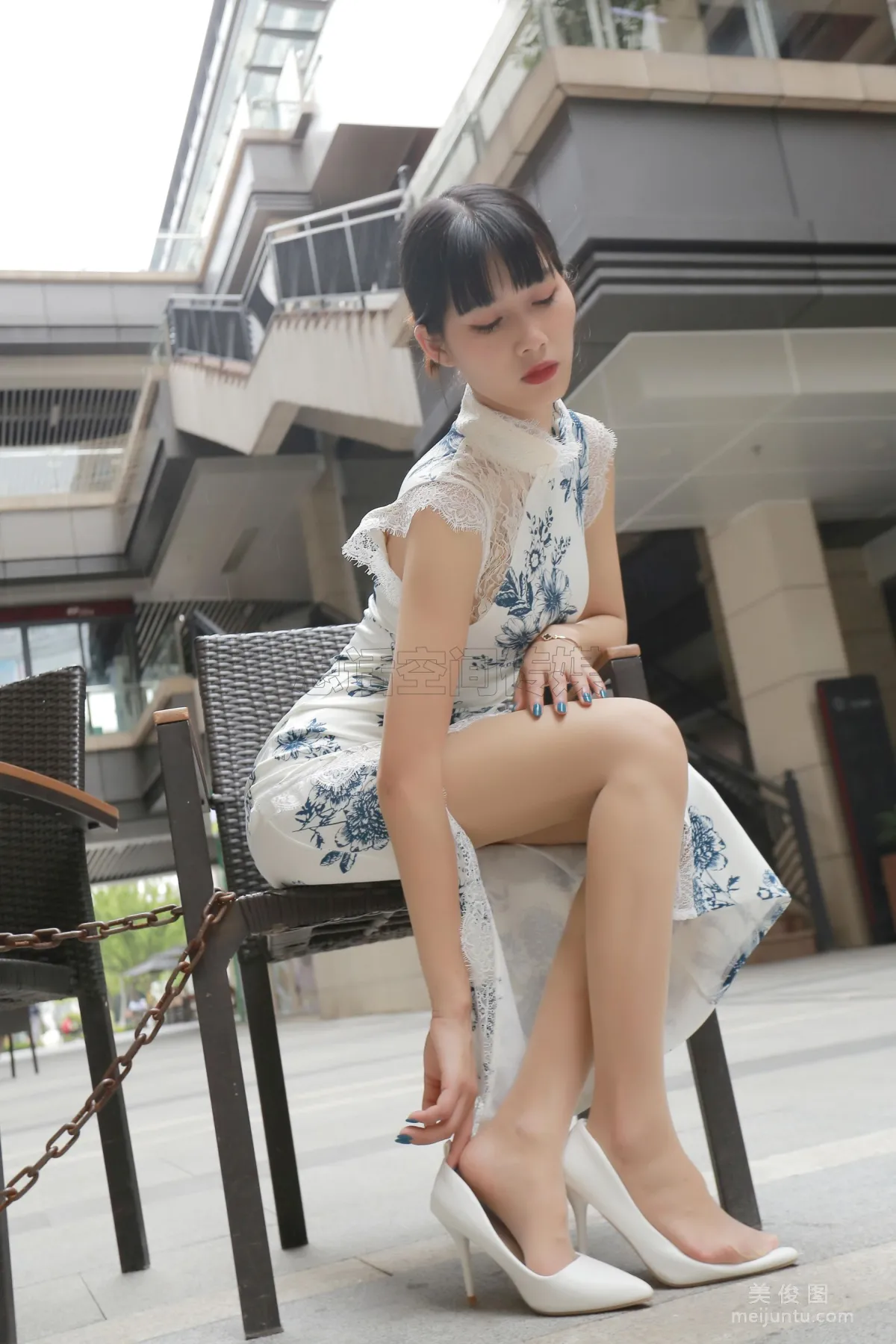 [SiHua] SH187 Shi Shi, Qipao Goddess in Flesh Stockings photo 25