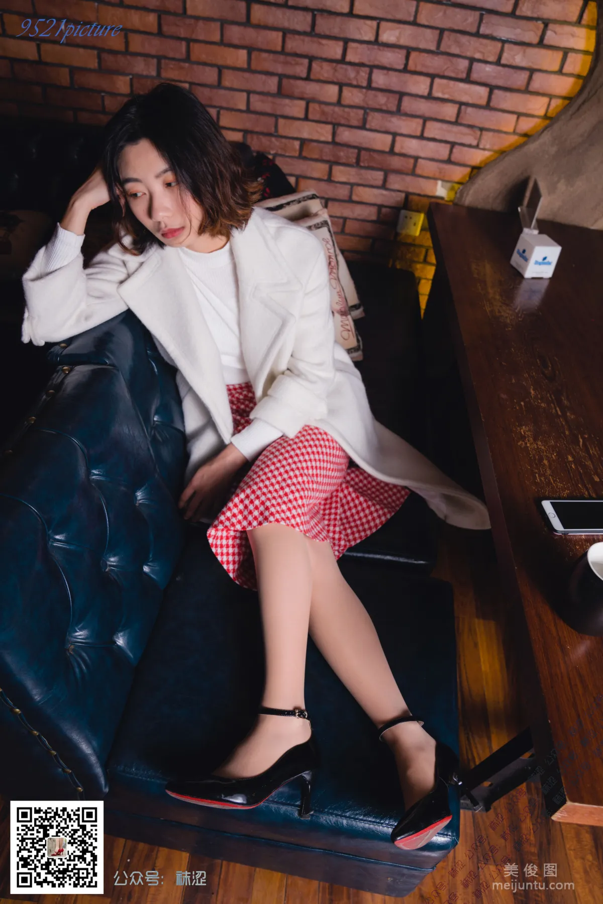 [Wase] VOL.024 Xue Li, Vintage Suit Velvet Stockings photo 11