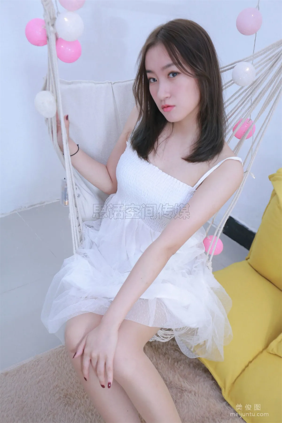 [SiHua] SH153 Reya - Beautiful Legs Under a Little White Dress photo 29