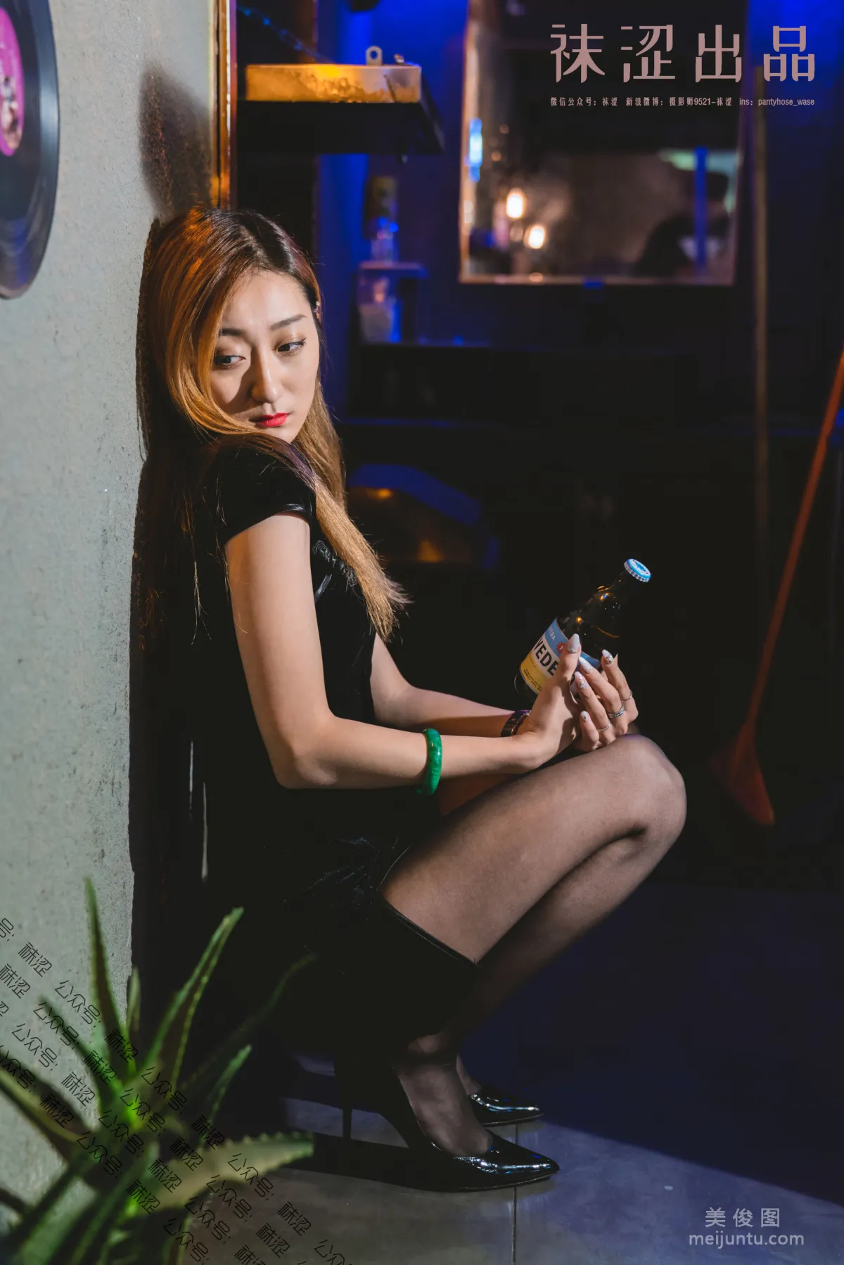 [Wase] VOL.054 Liu Haha, Black Stockings and Little Qipao photo 41