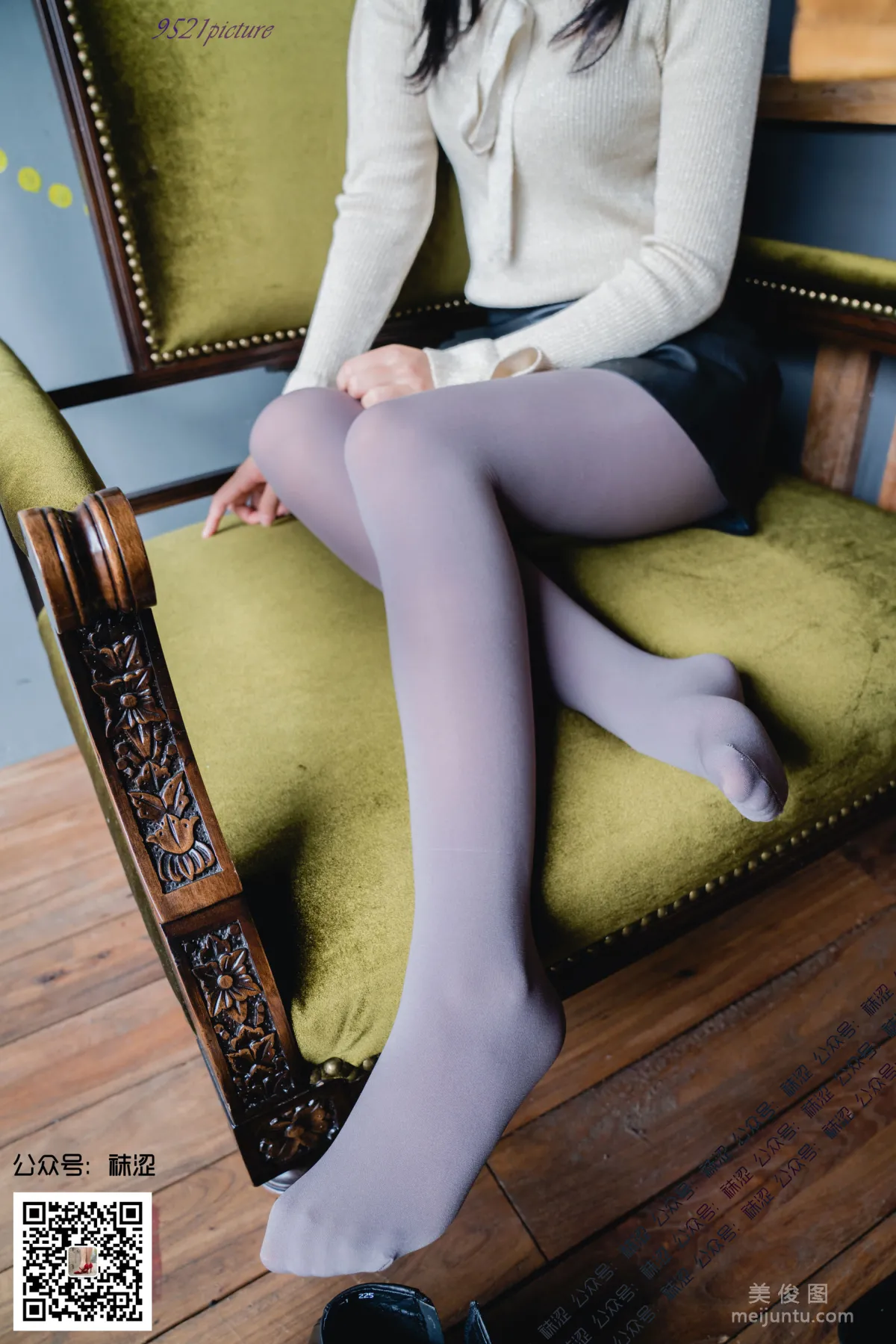 [袜涩] VOL.025 莎莎 - 灰丝出镜27