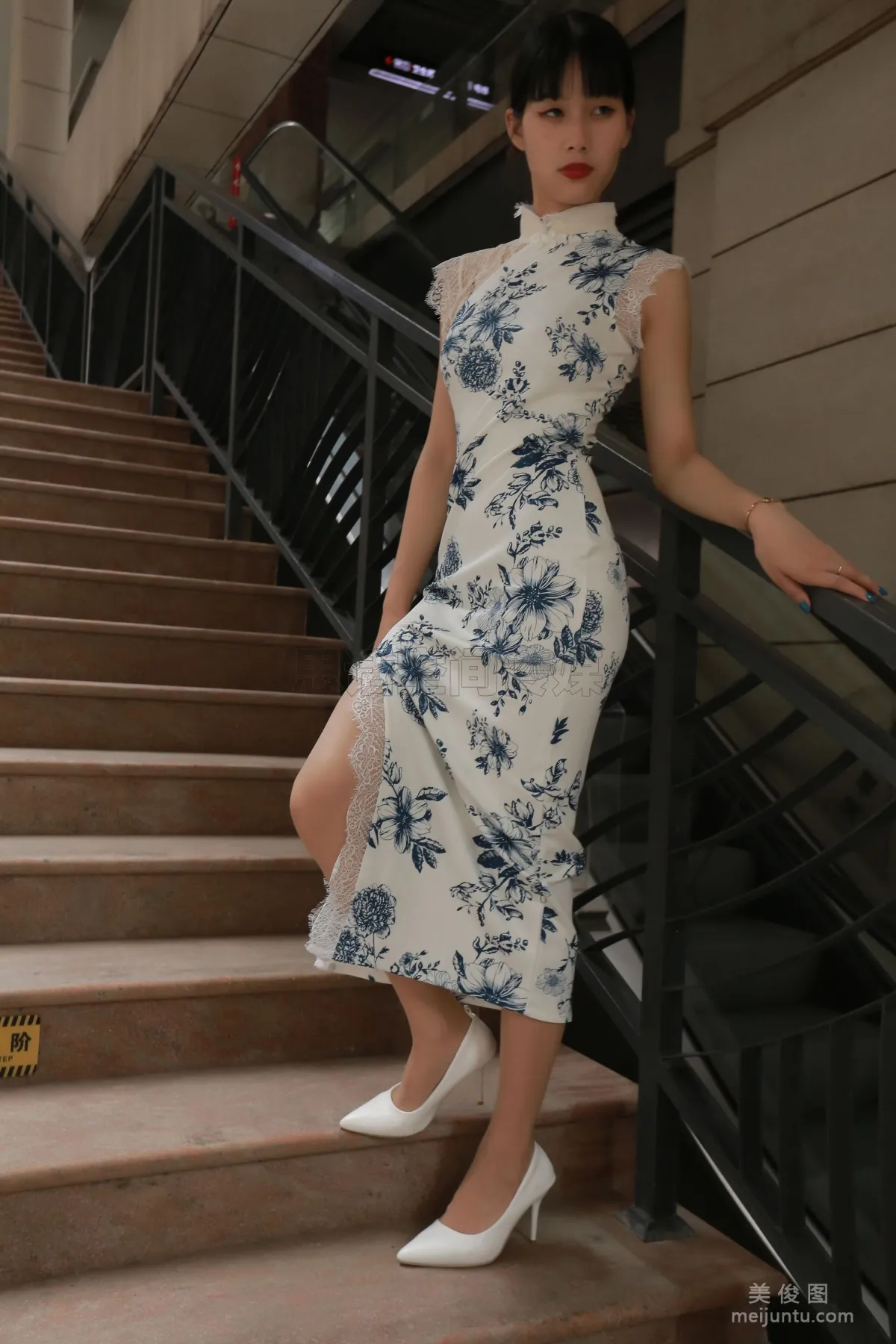[SiHua] SH187 Shi Shi, Qipao Goddess in Flesh Stockings photo 50