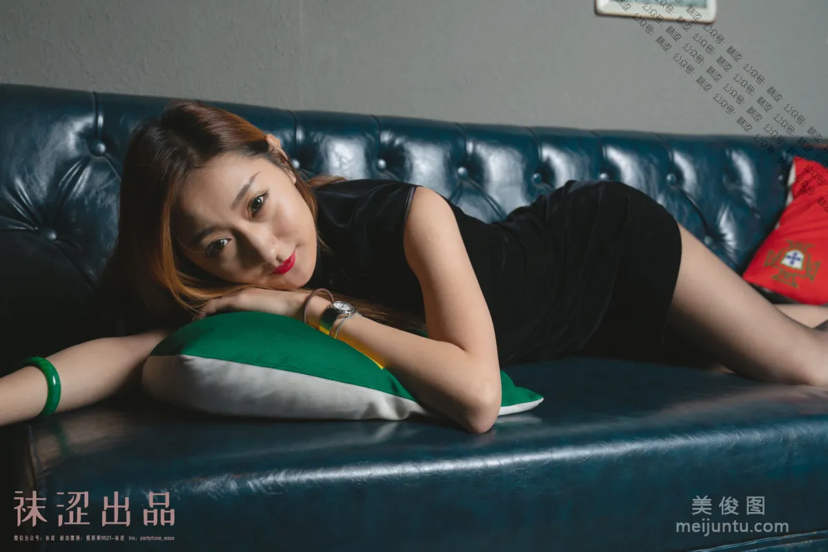 [Wase] VOL.054 Liu Haha, Black Stockings and Little Qipao photo 19