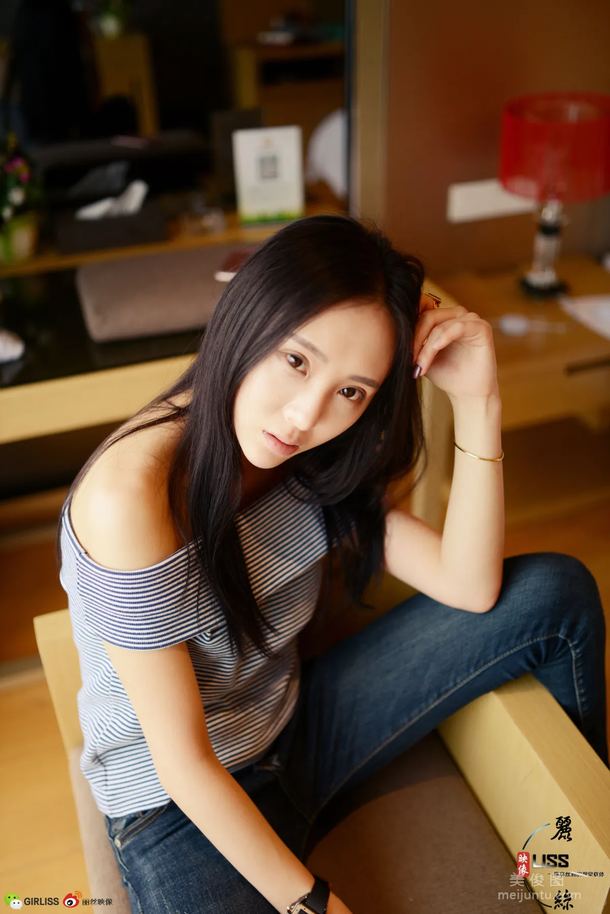 [丽丝映像GIRLISS]  你的微笑 写真套图100