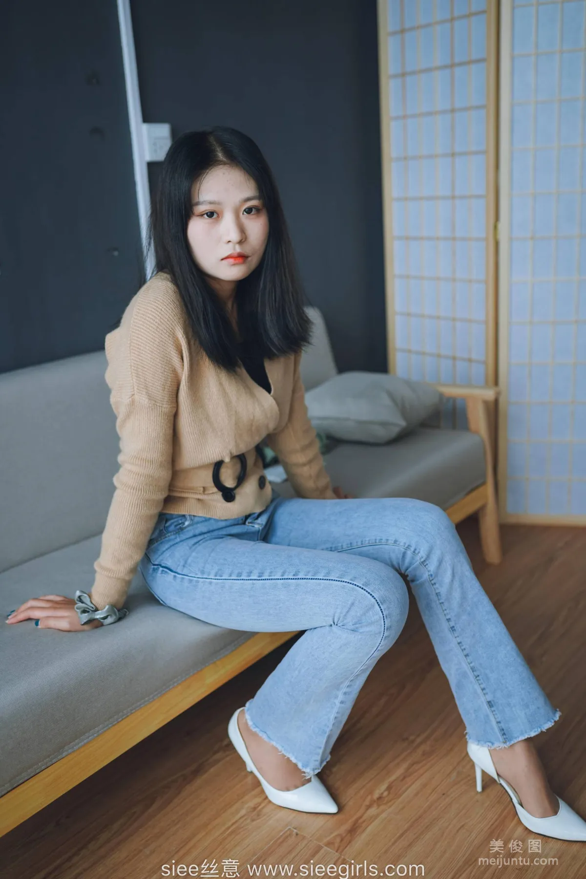 [SIEE] No.471 Wen Wen - White High Heels, Stockings in Pants photo 39