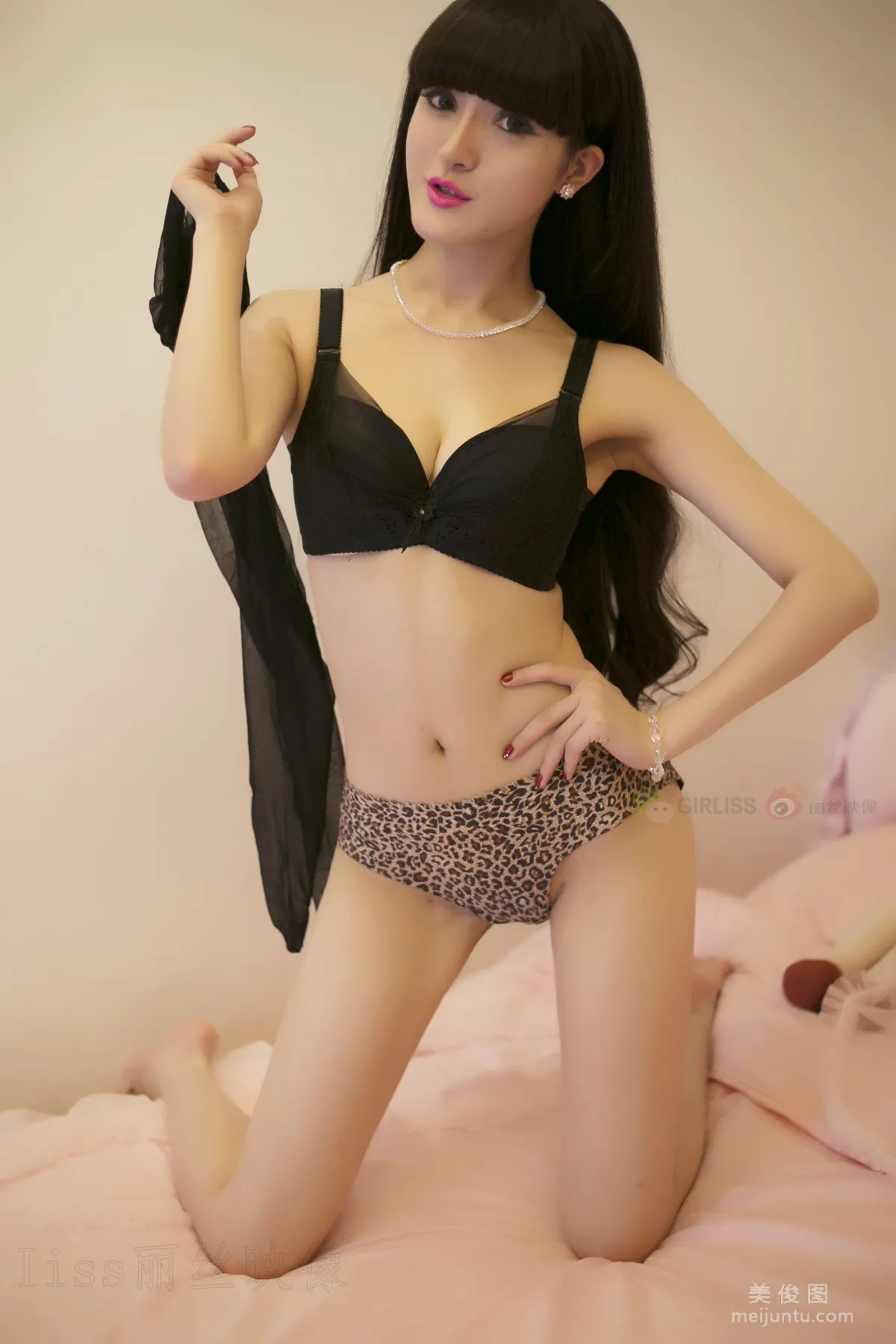 GIRLISS photo 32
