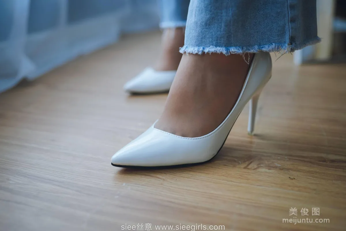[SIEE] No.471 Wen Wen - White High Heels, Stockings in Pants photo 41